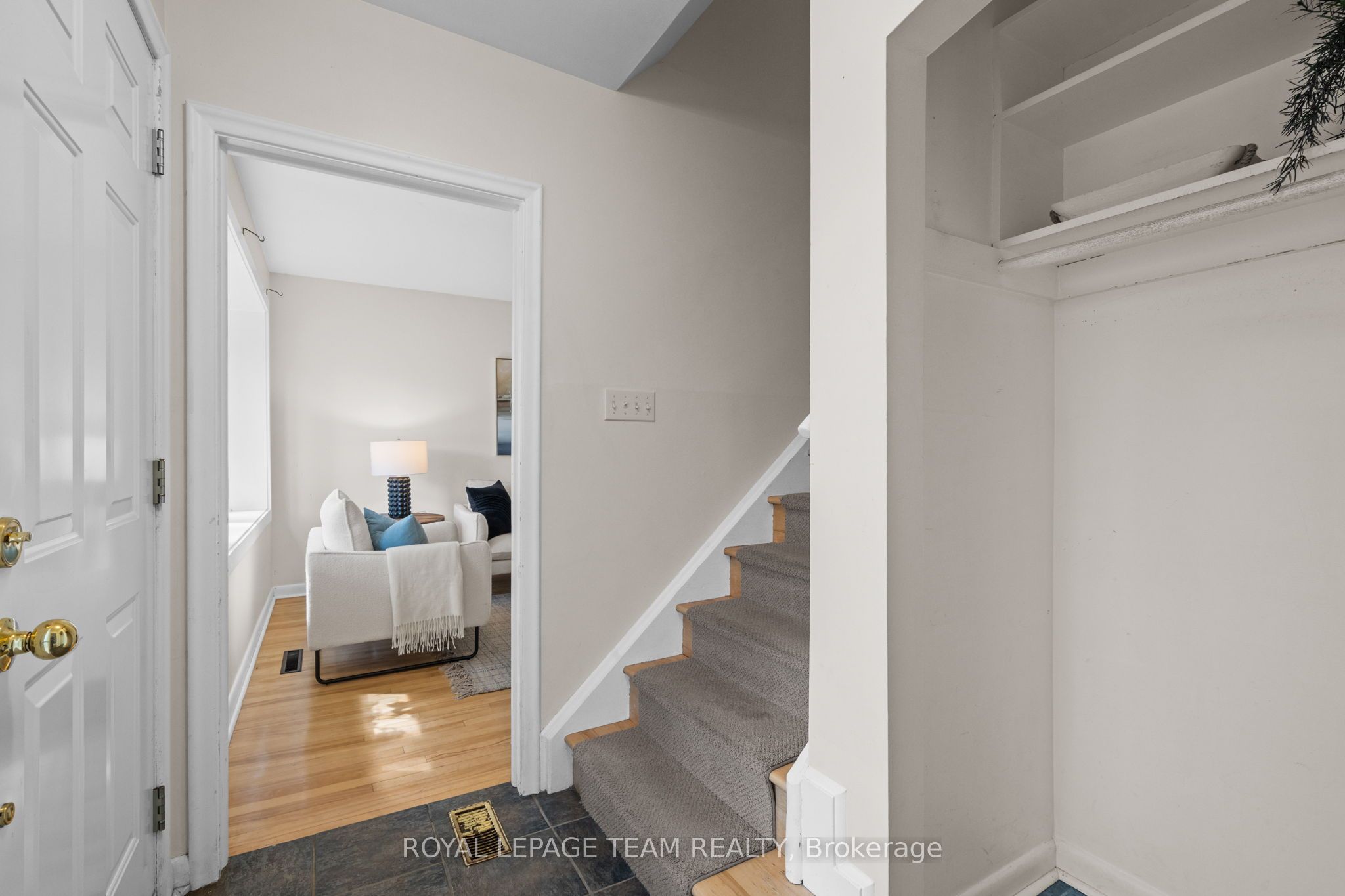 873 Smyth Road Property Photo 24