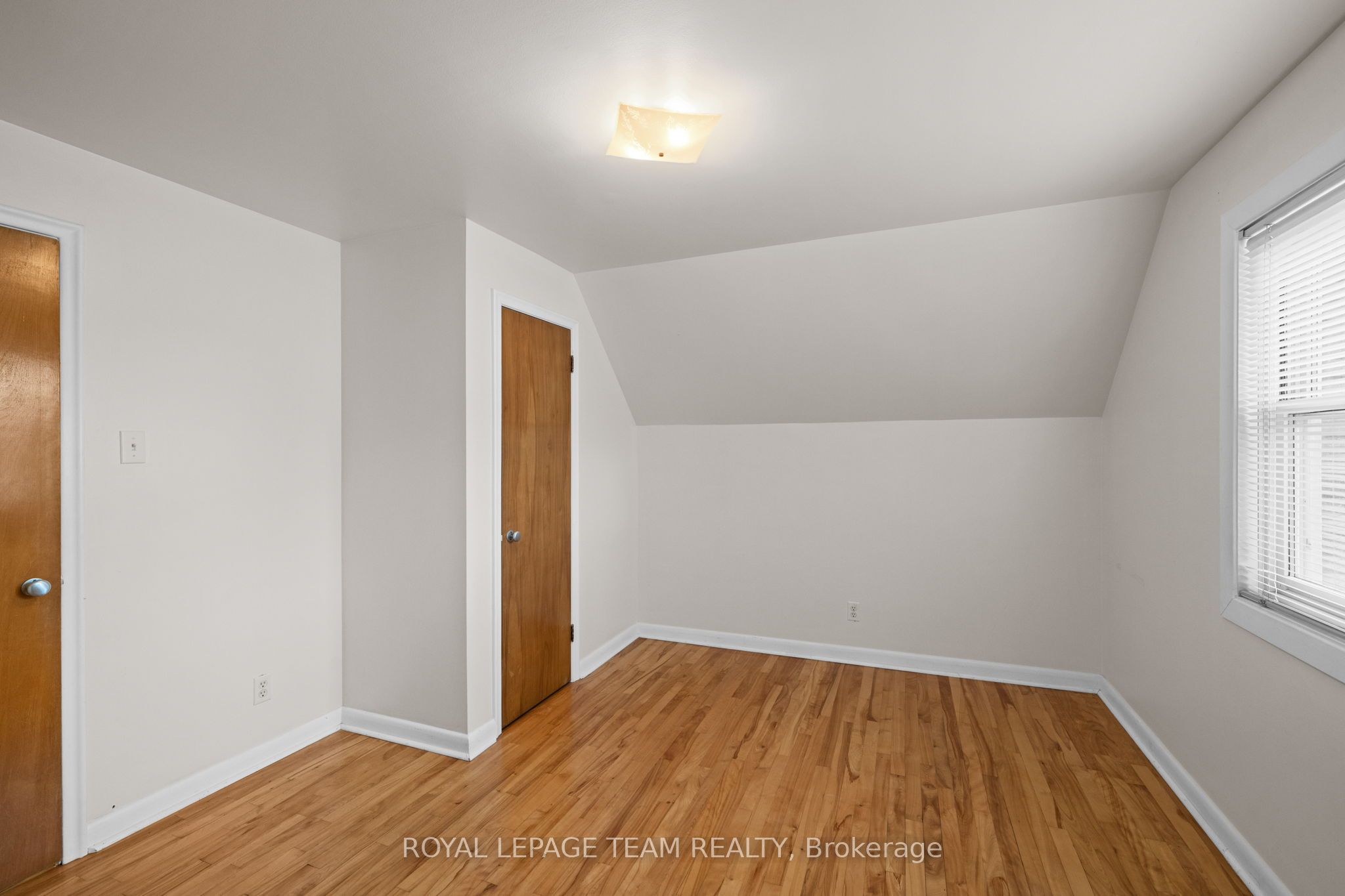 873 Smyth Road Property Photo 36