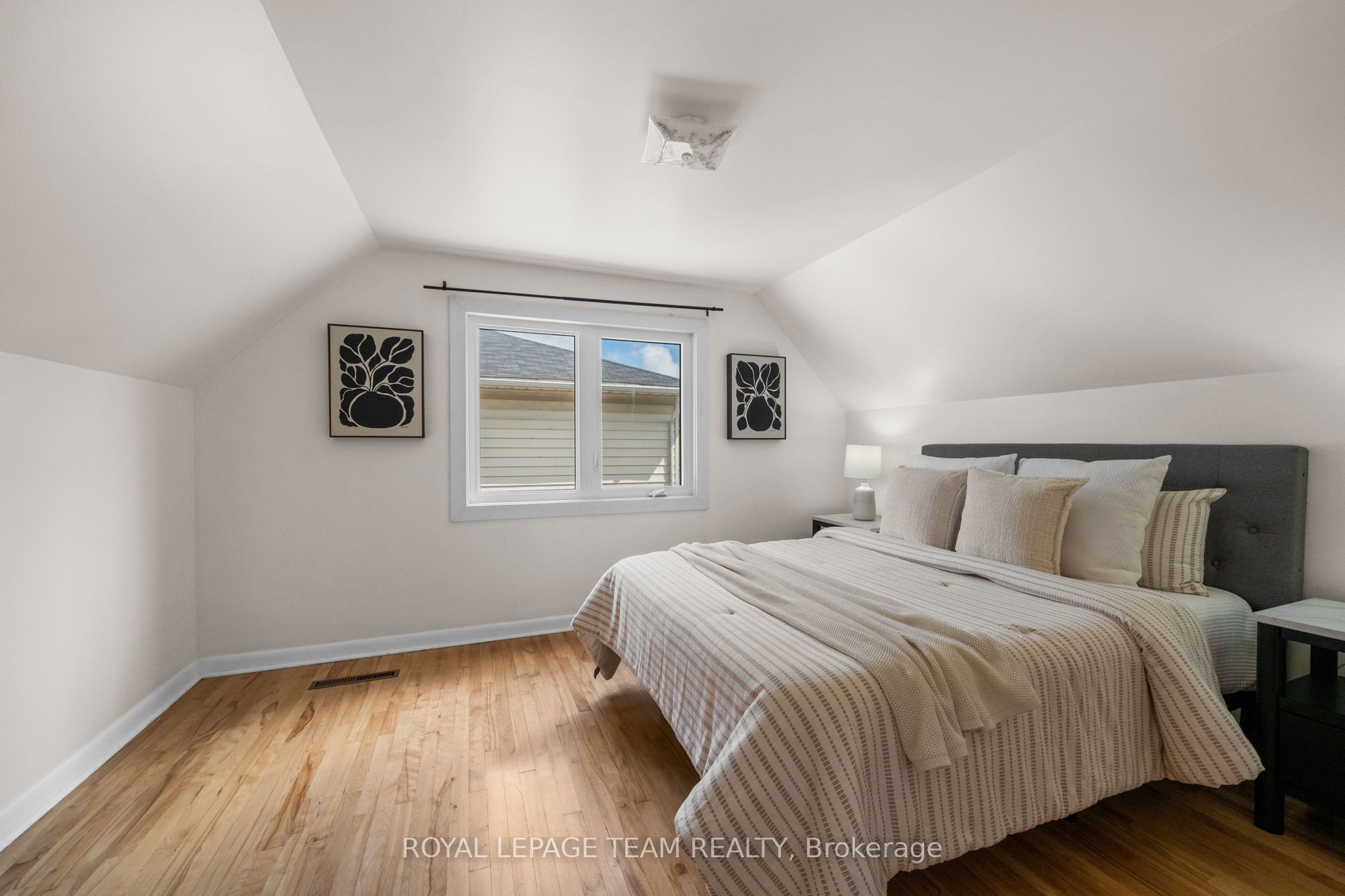 873 Smyth Road Property Photo 38