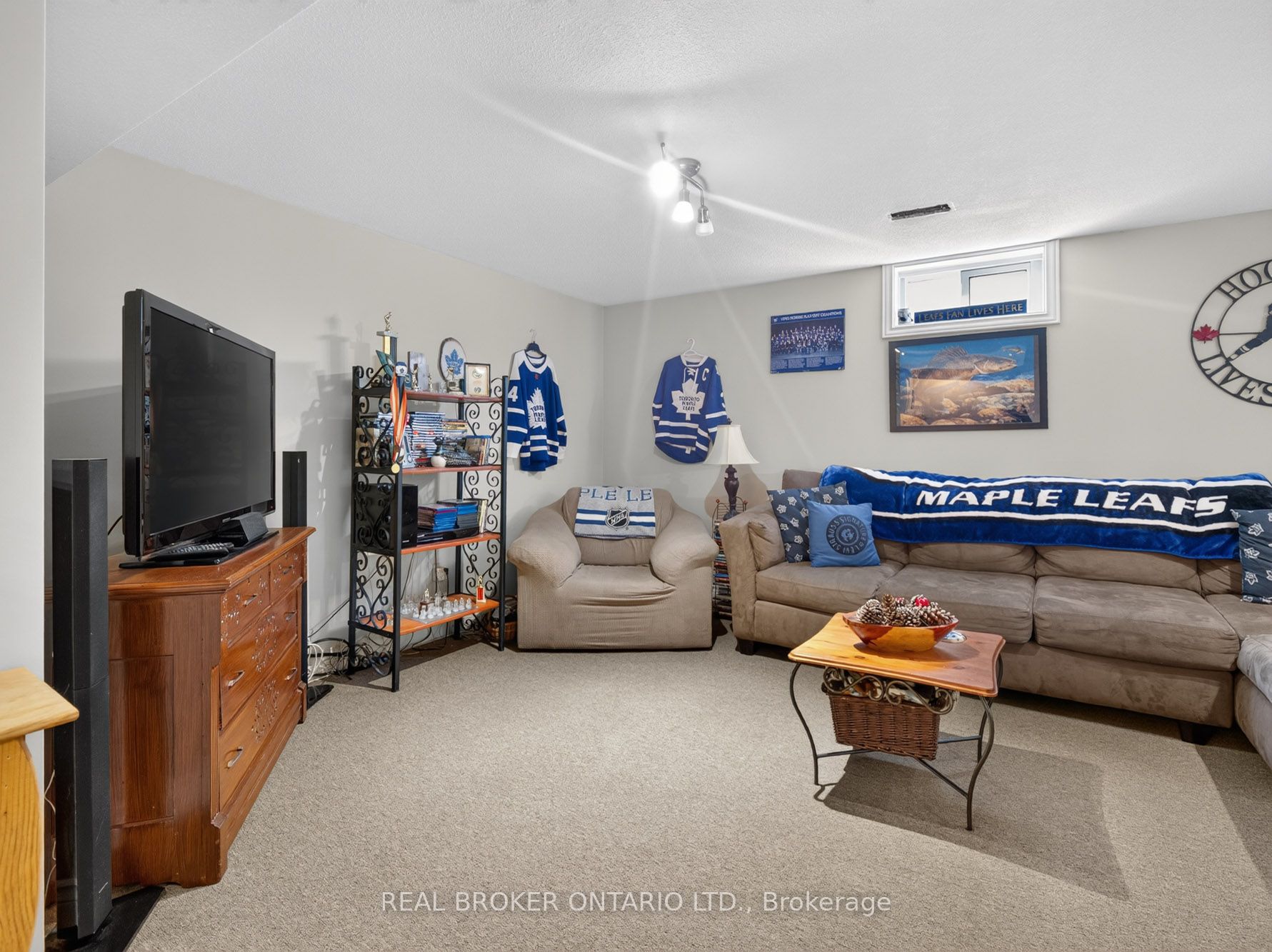 133 Leaside Drive Property Photo 28