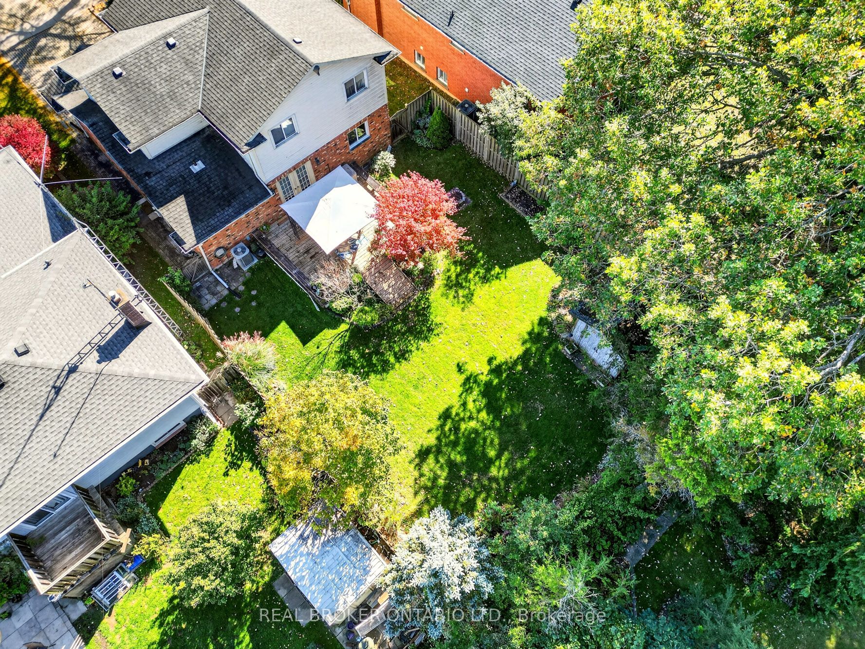 133 Leaside Drive Property Photo 41