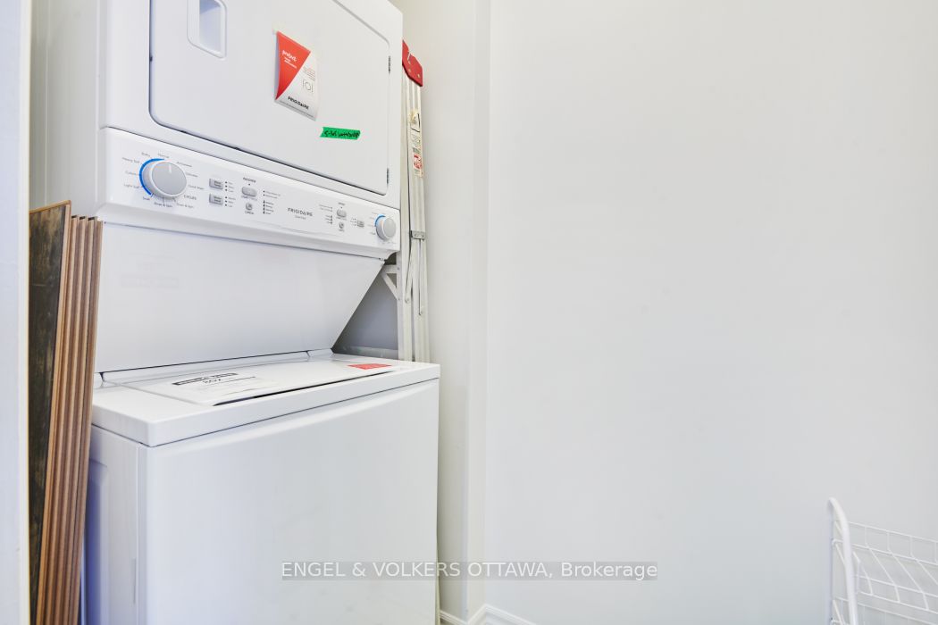 165 Waterbridge Drive 5 Property Photo 16