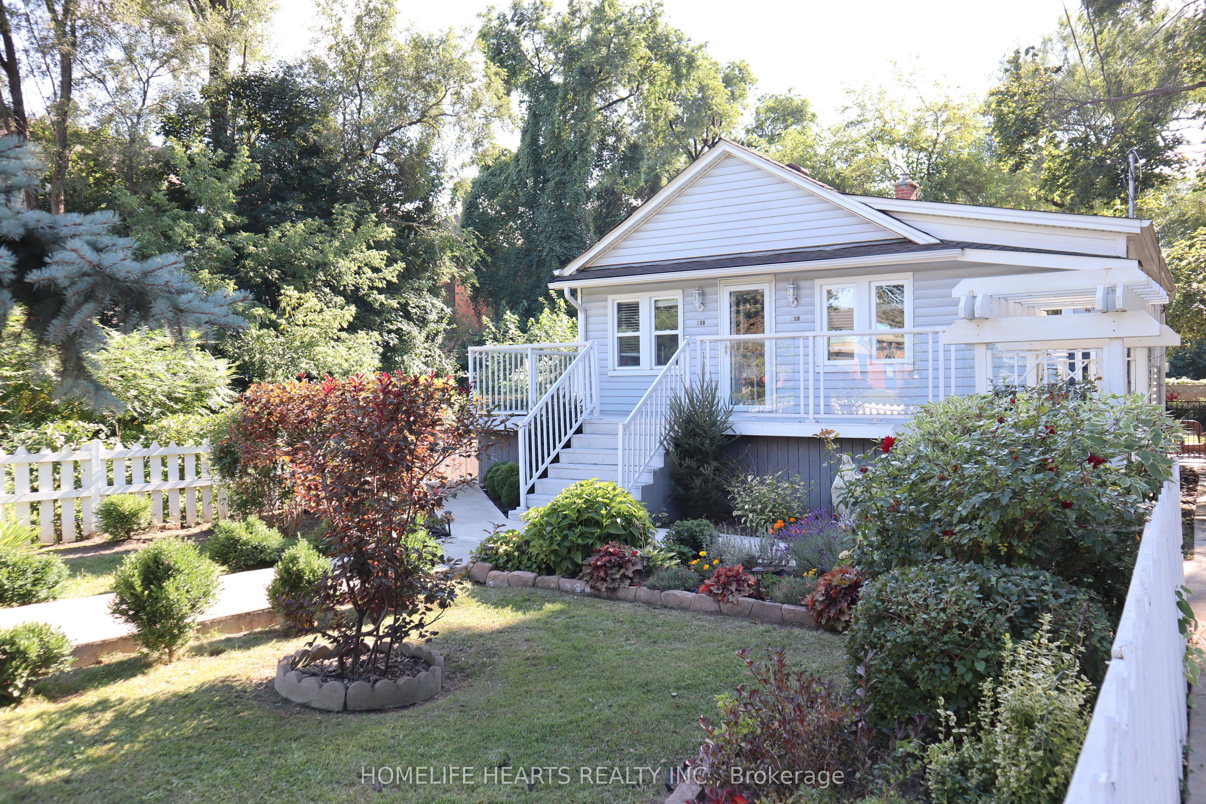 490 Beach Boulevard Property Photo 1