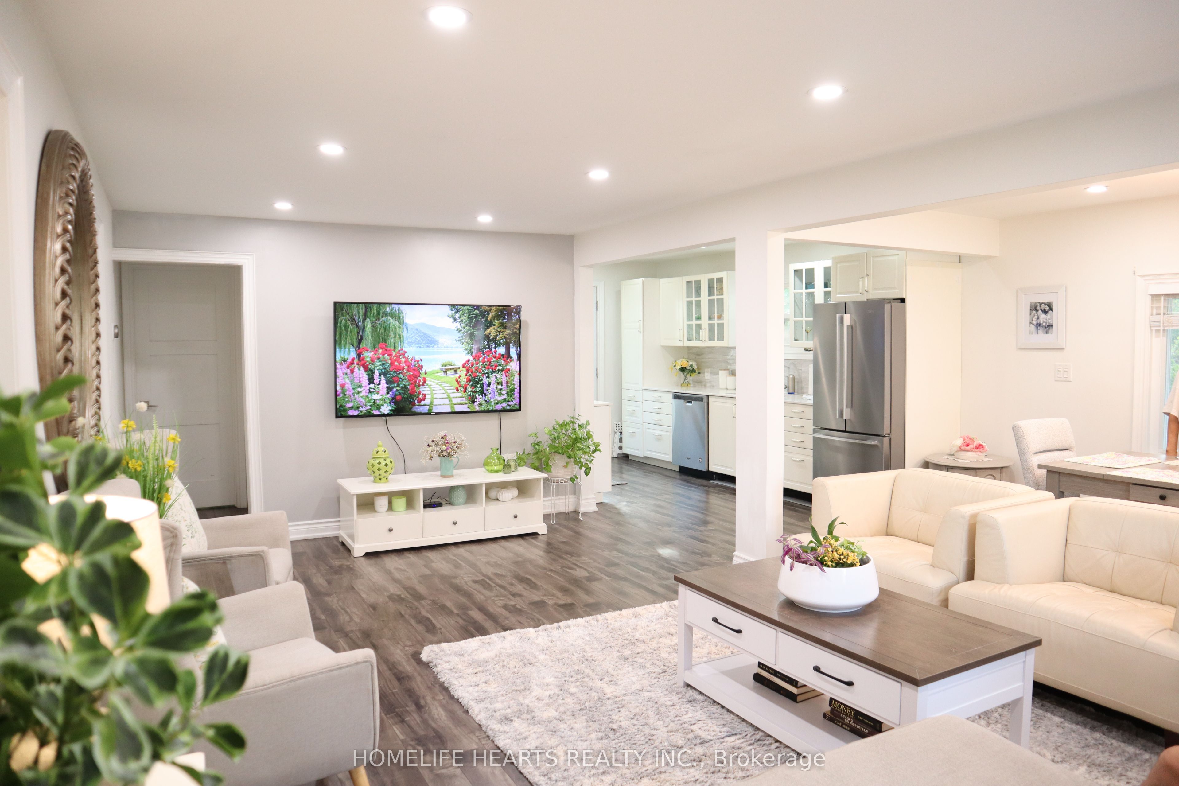 490 Beach Boulevard Property Photo 4