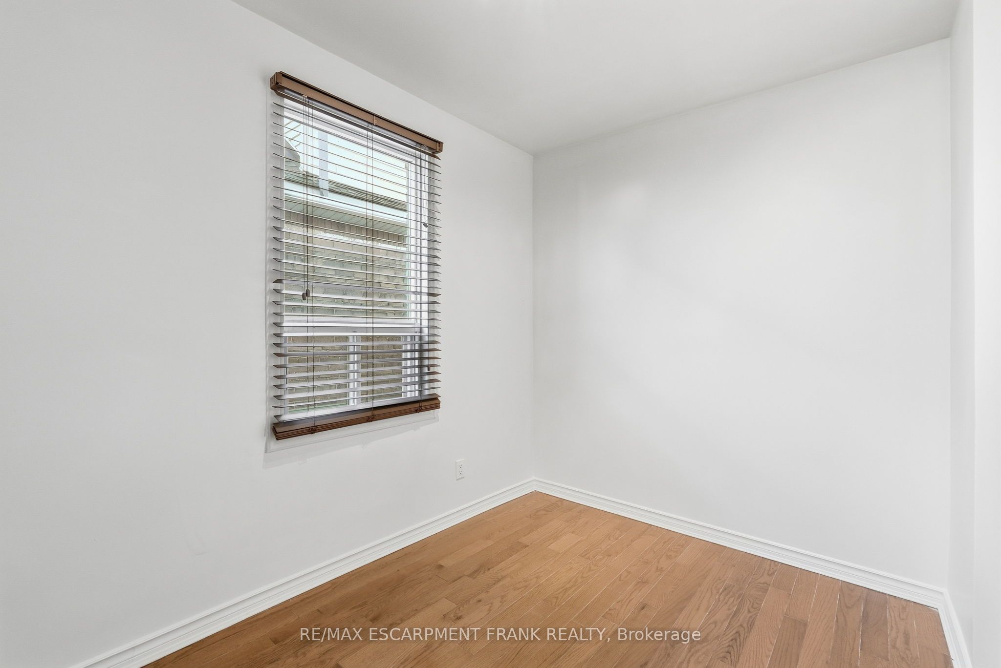 42 Dalhousie Avenue Property Photo 23