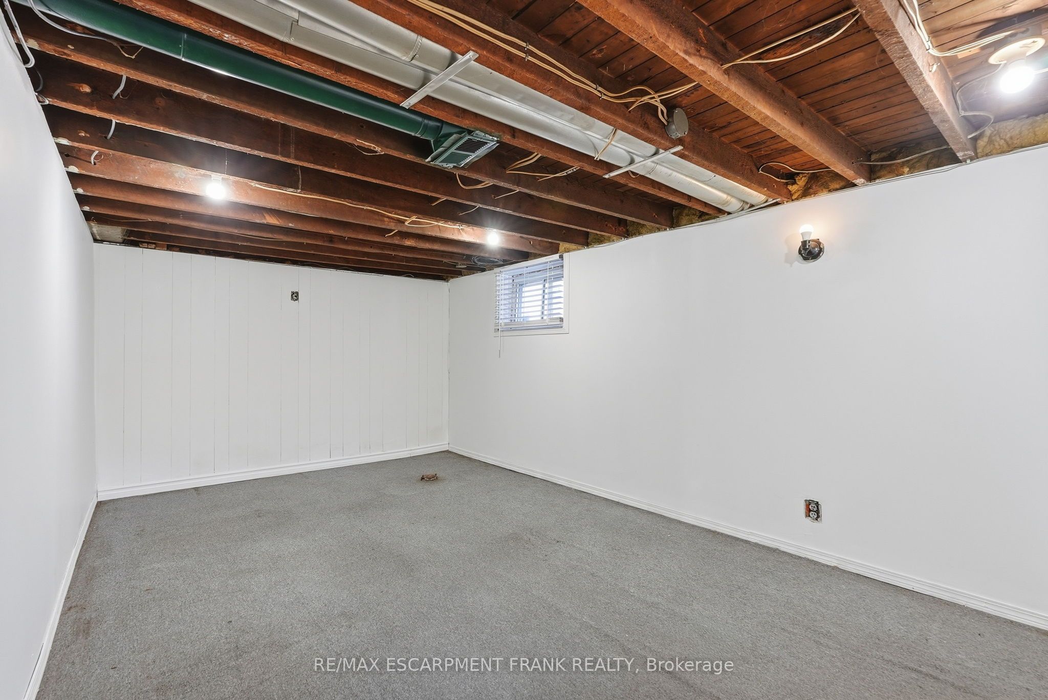 42 Dalhousie Avenue Property Photo 33
