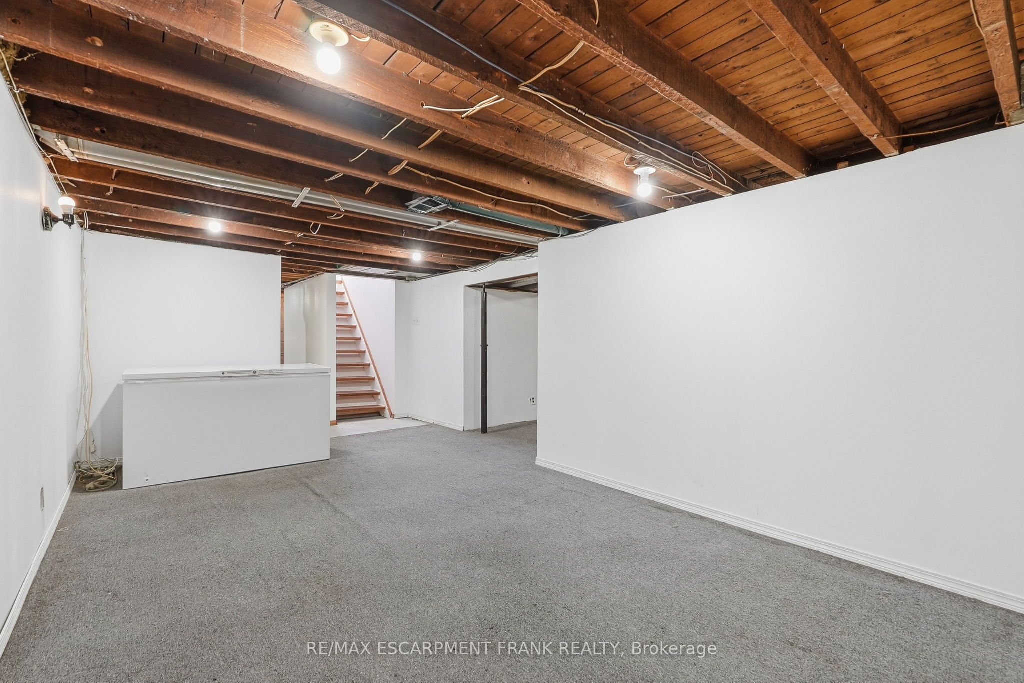 42 Dalhousie Avenue Property Photo 35