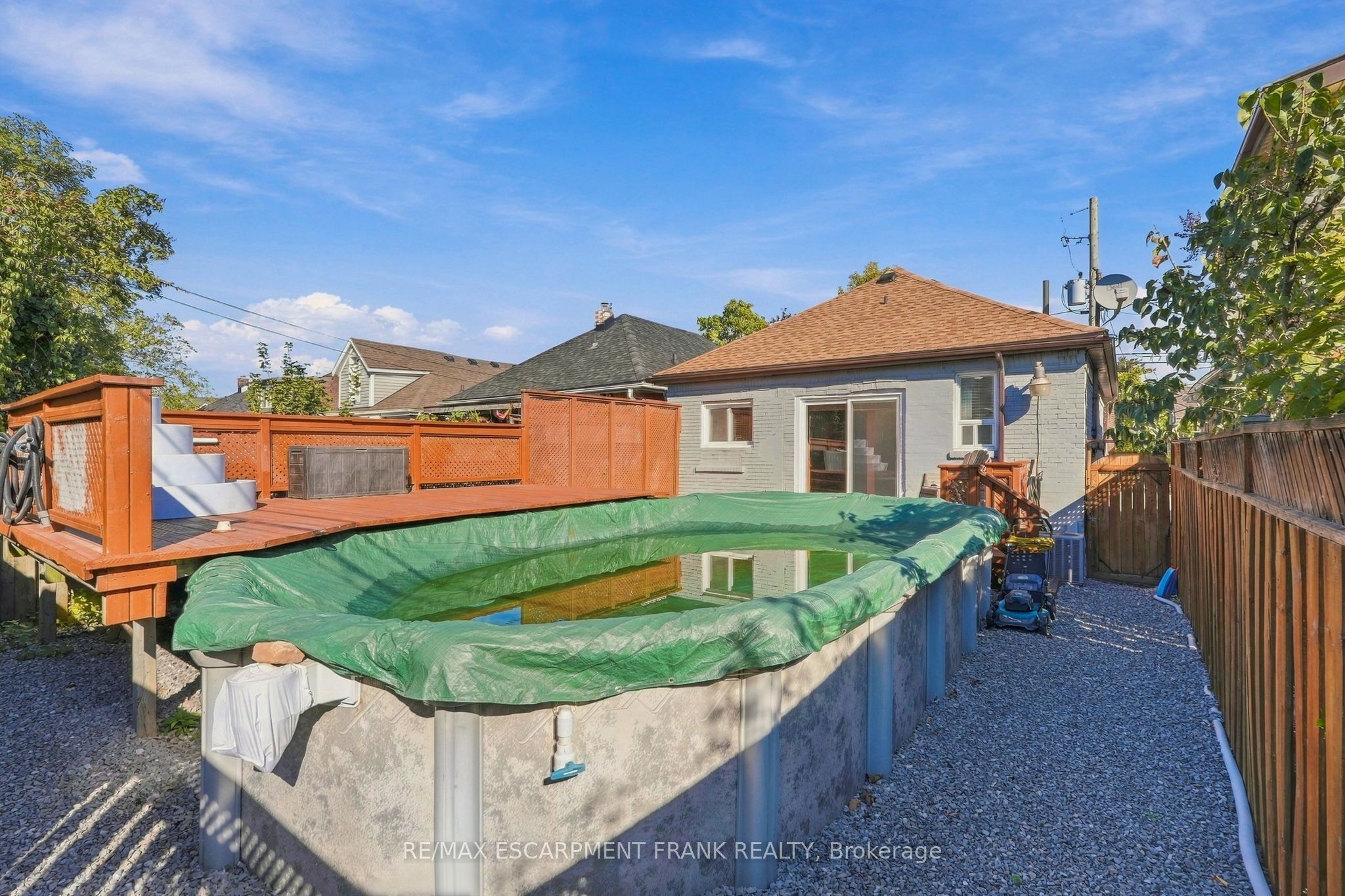 42 Dalhousie Avenue Property Photo 49