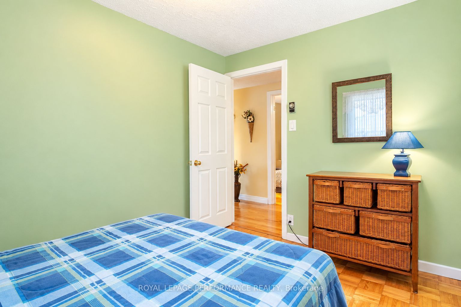 514 Catherine Street Property Photo 14