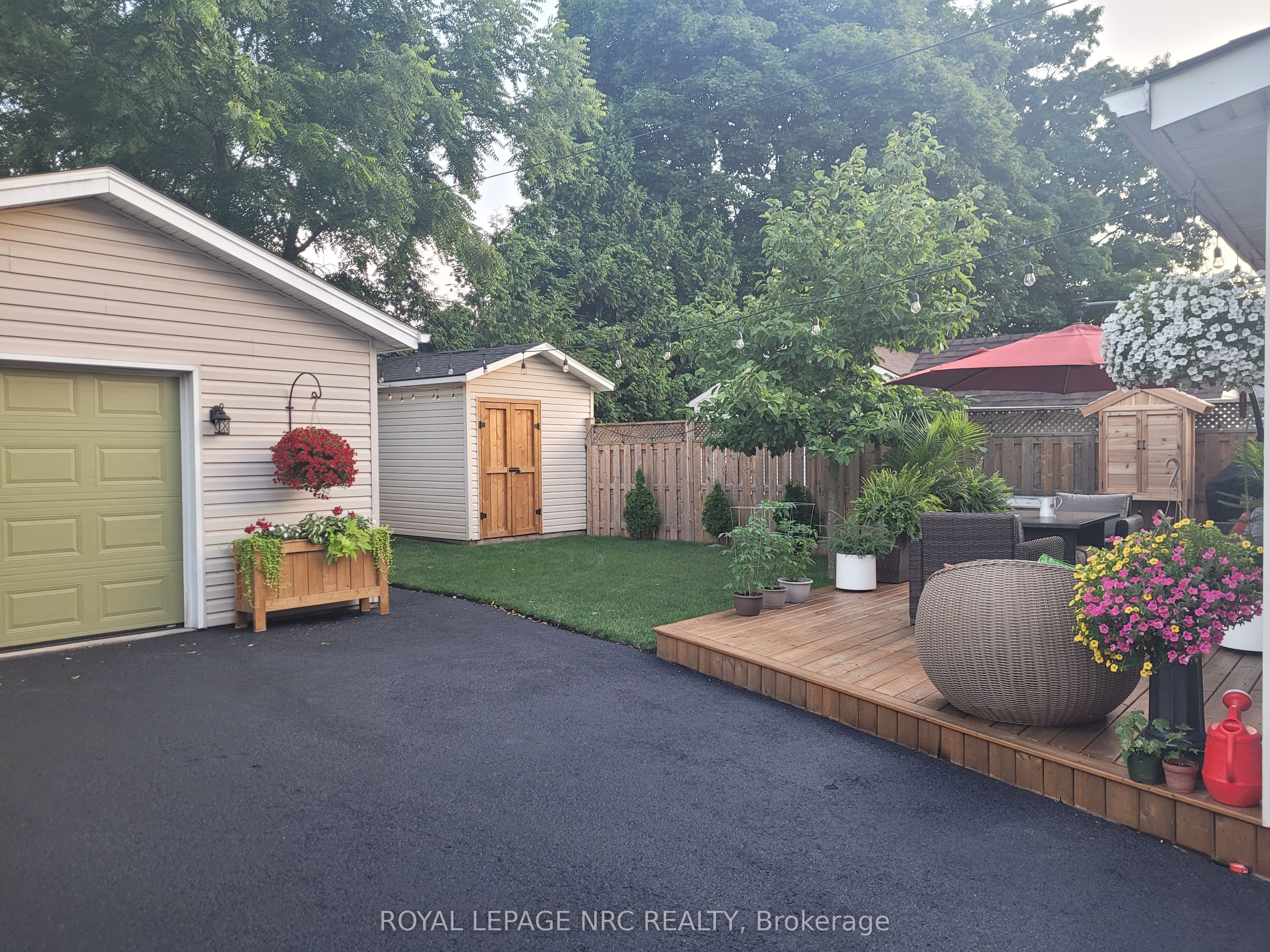 6496 Caswell Street Property Photo 5