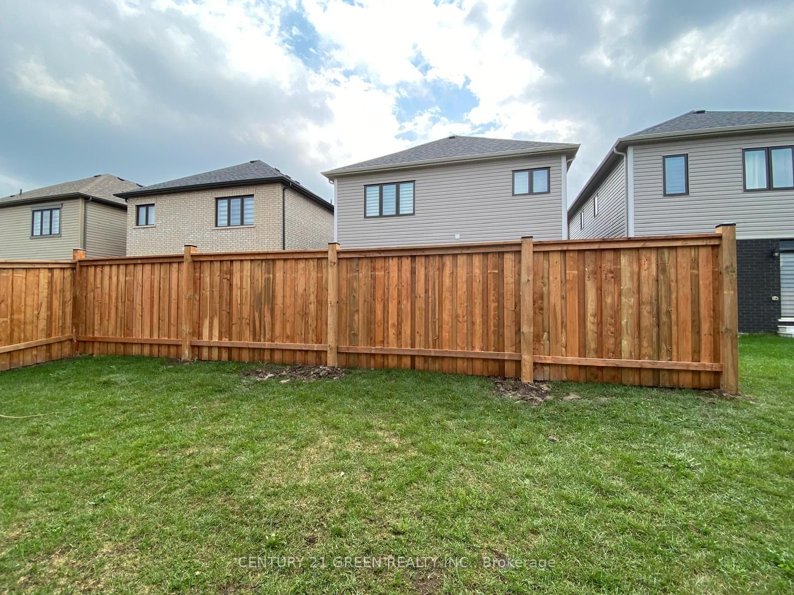 55 Selection Heights Property Photo 18