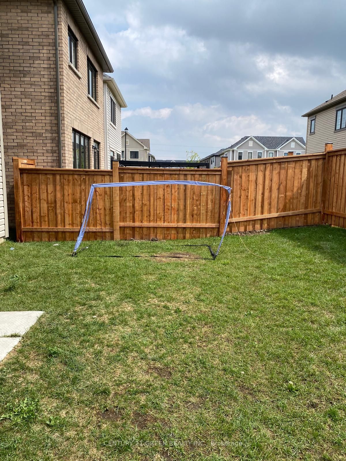55 Selection Heights Property Photo 19