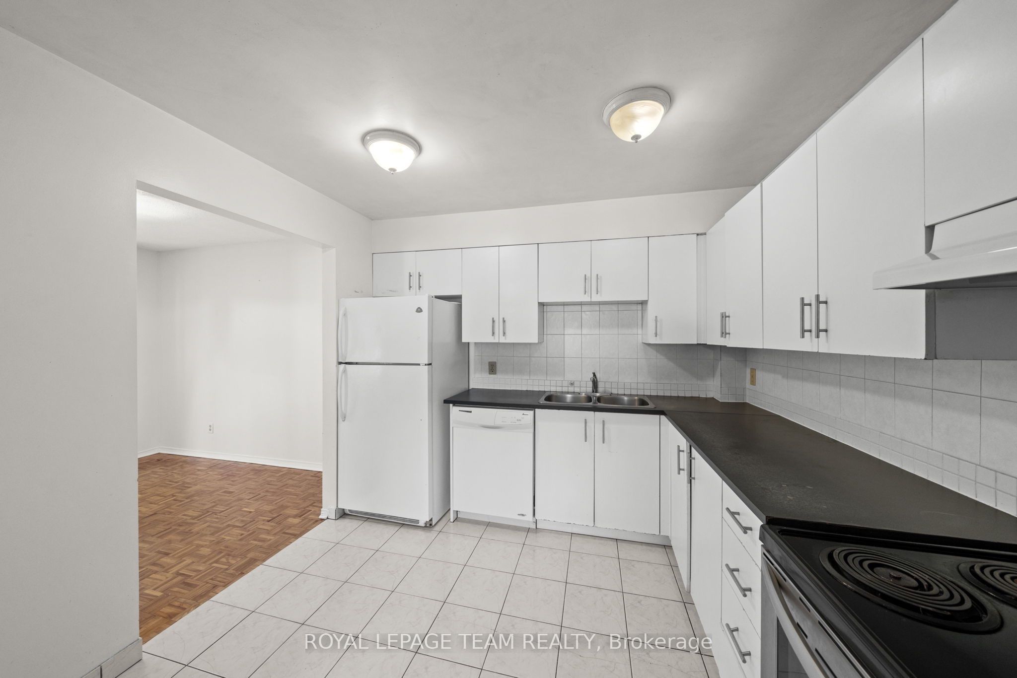 1991 Banff Avenue Property Photo 37