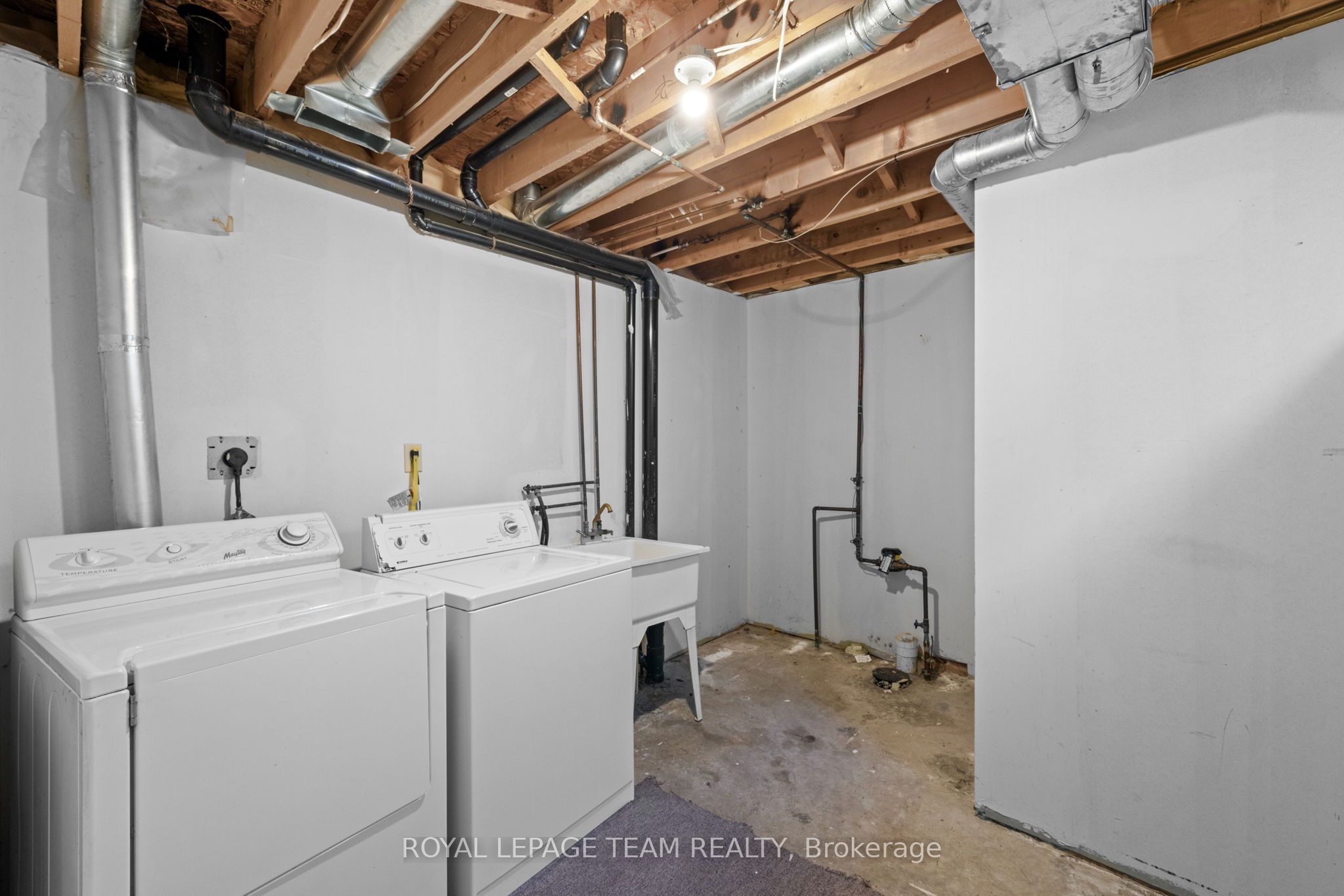 1991 Banff Avenue Property Photo 46