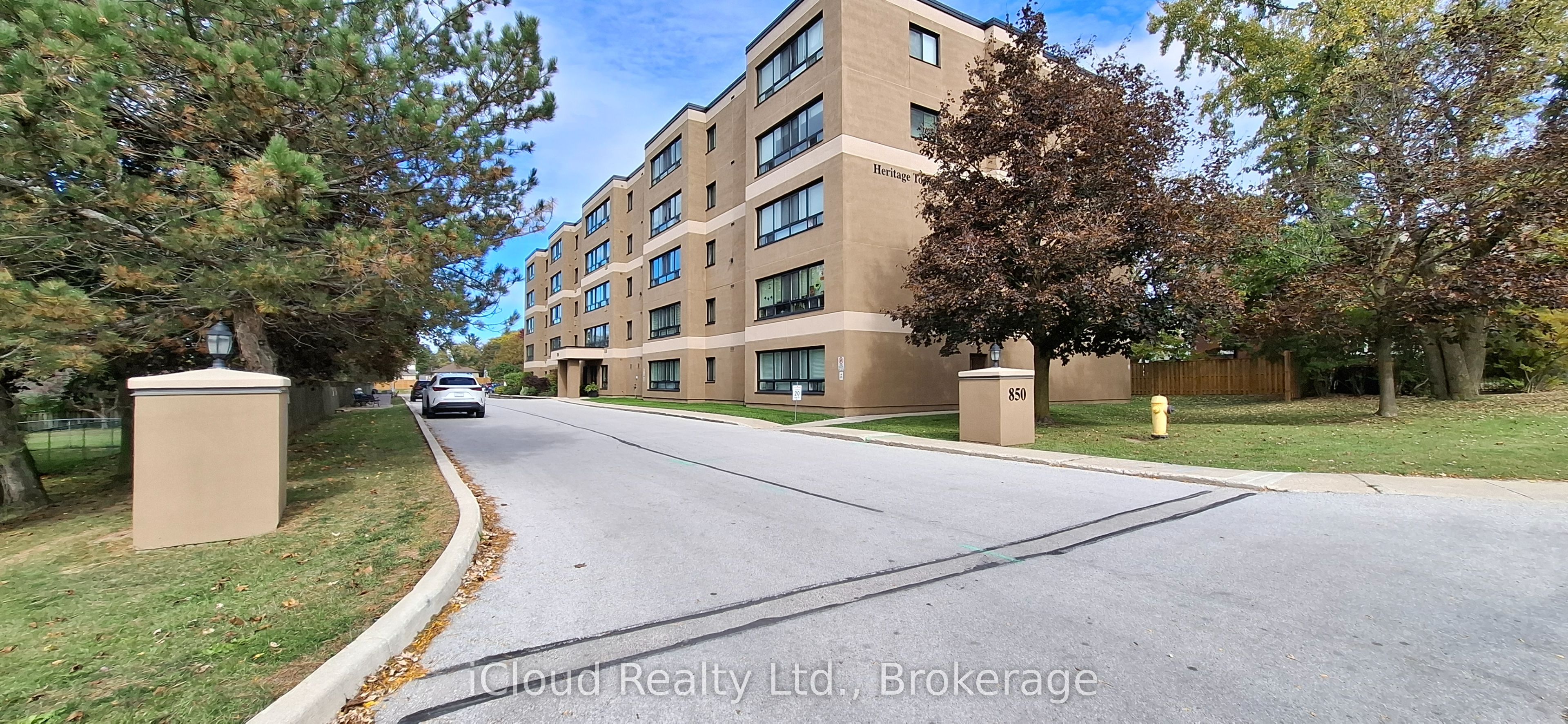 850 6th Street E 309 Property Photo 1