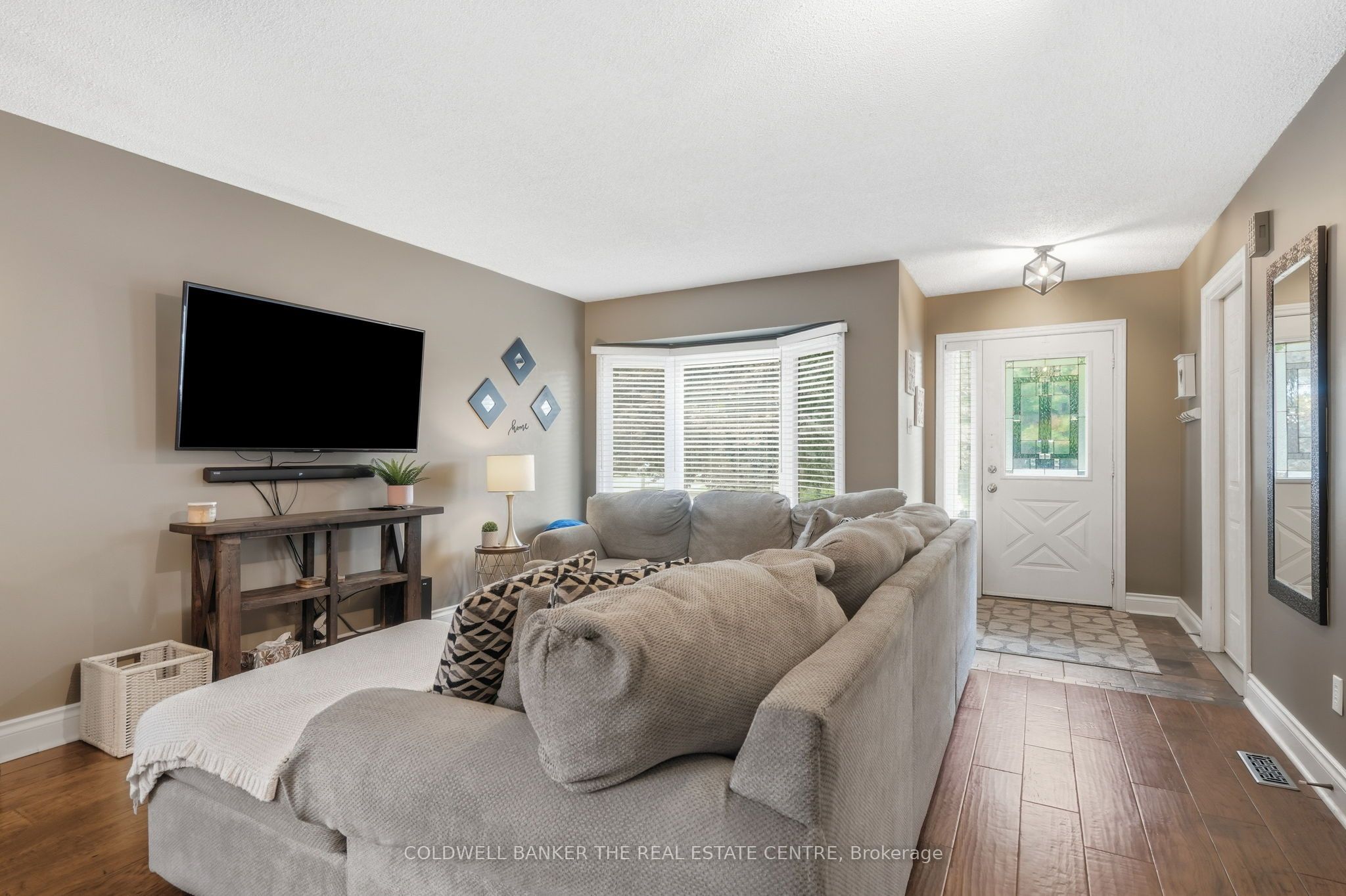31 Karsh Crescent Property Photo 4