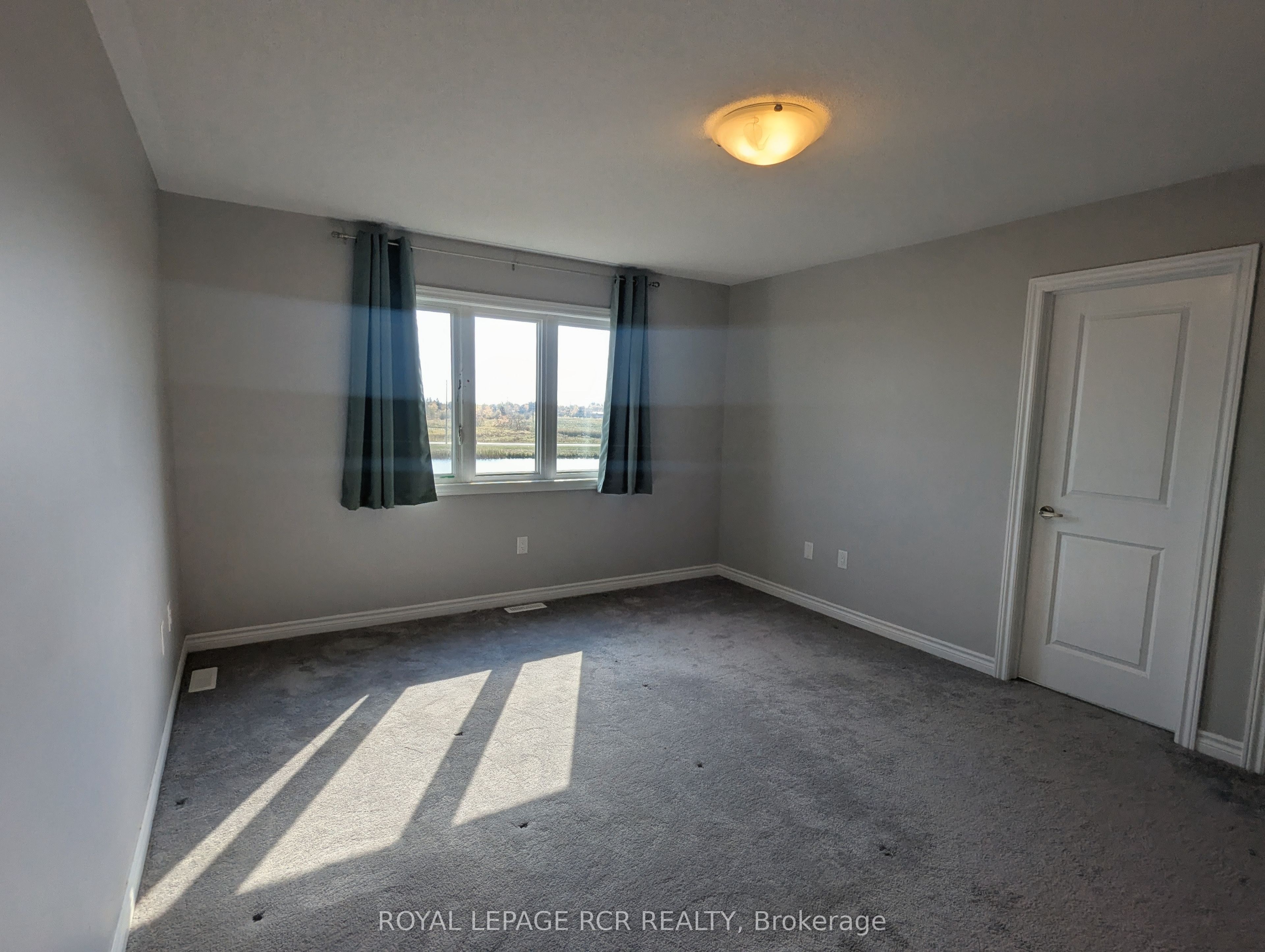 35 Middleton Street Property Photo 13
