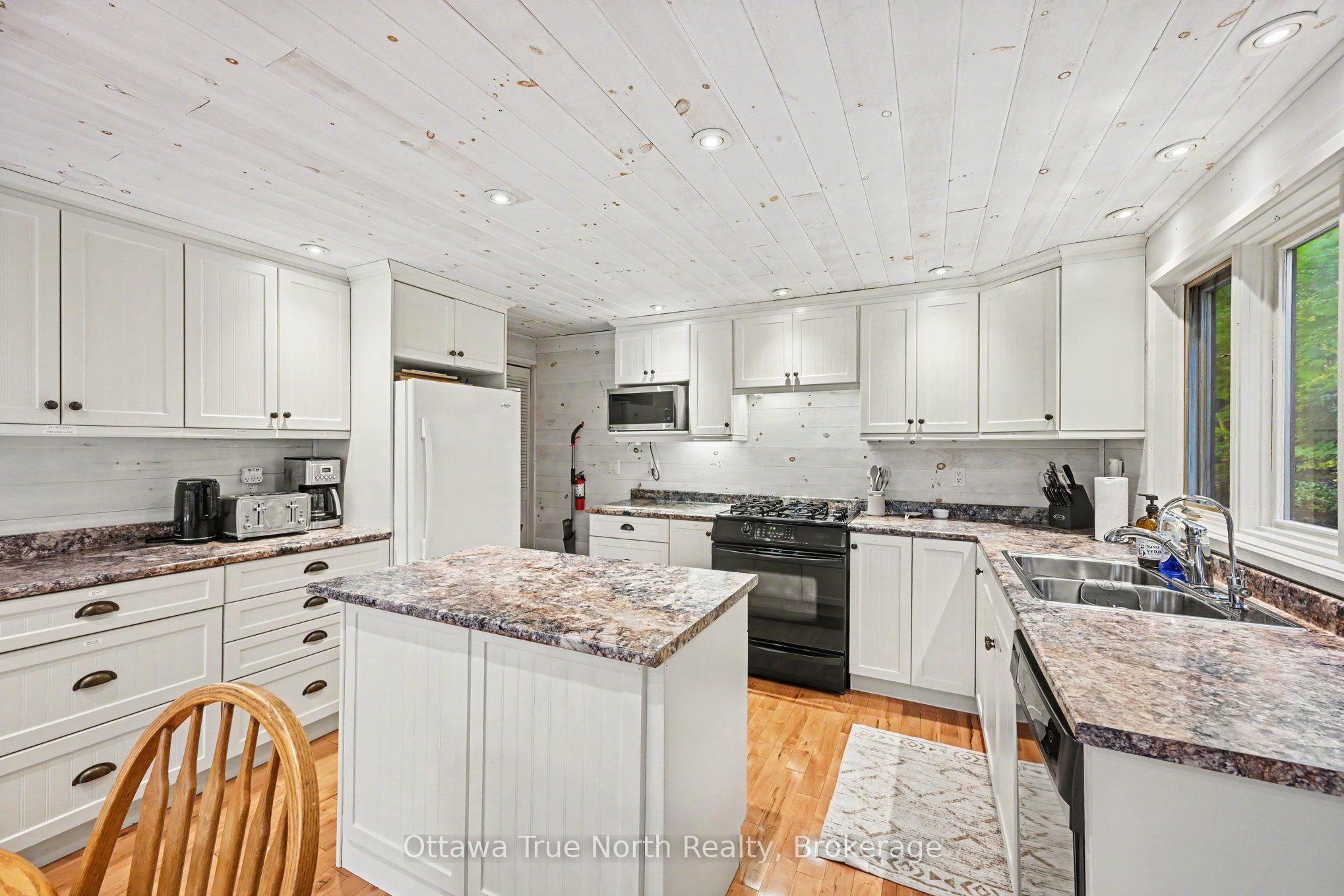 1015c Legion Road Property Photo 18