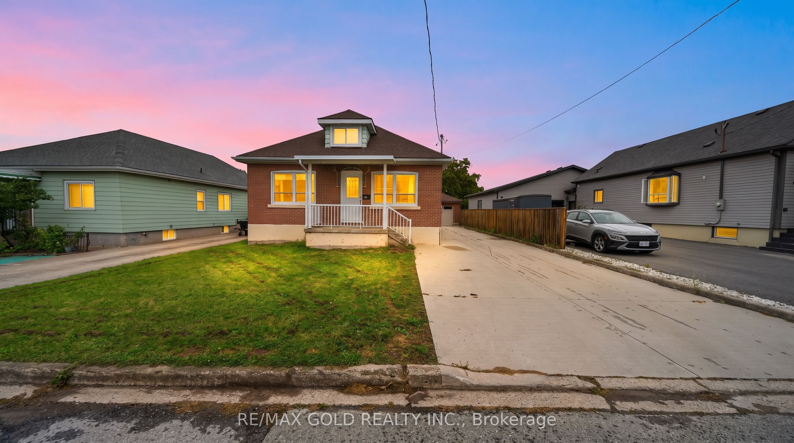 16 Garden Street Property Photo 1