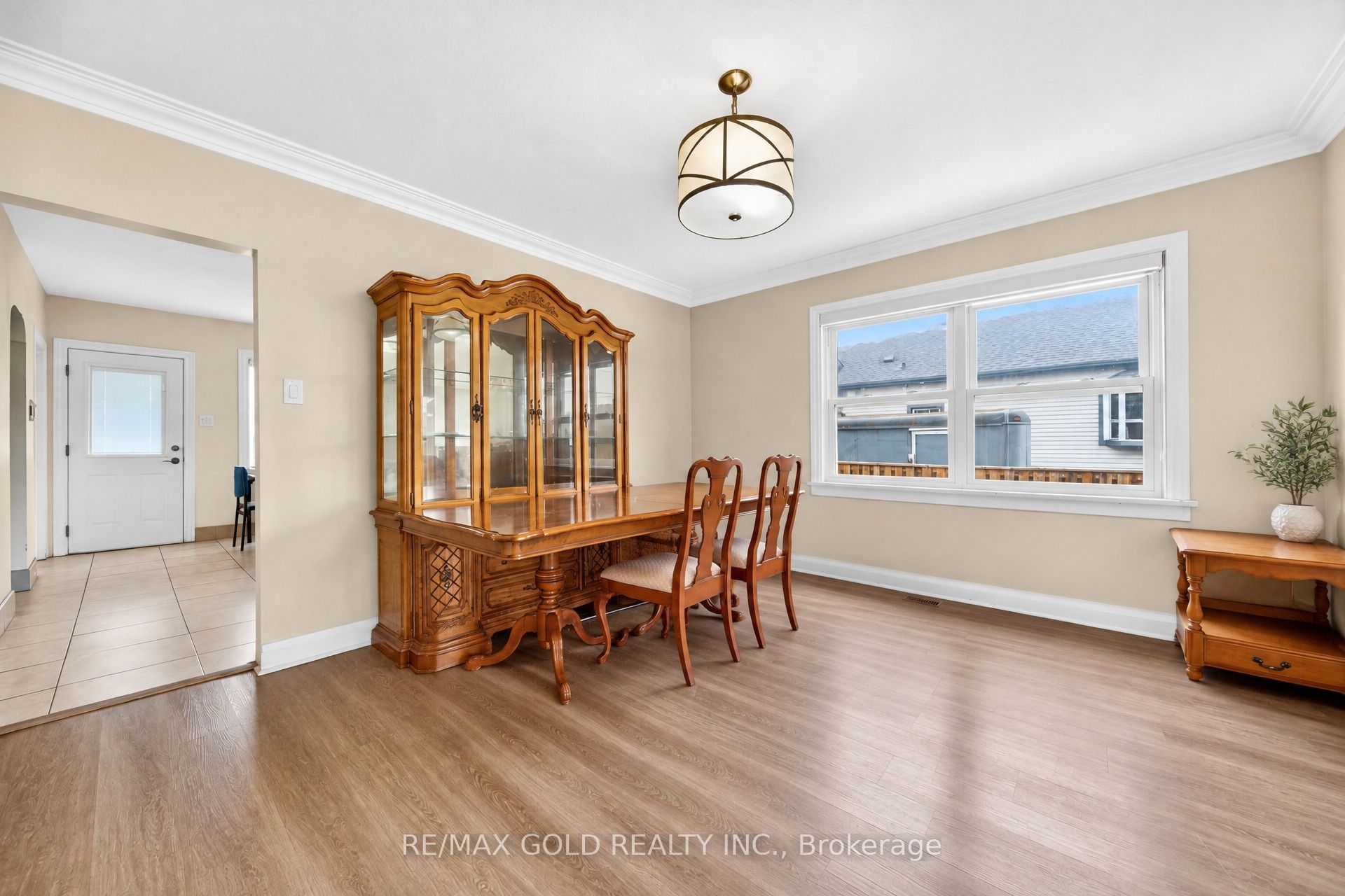 16 Garden Street Property Photo 8
