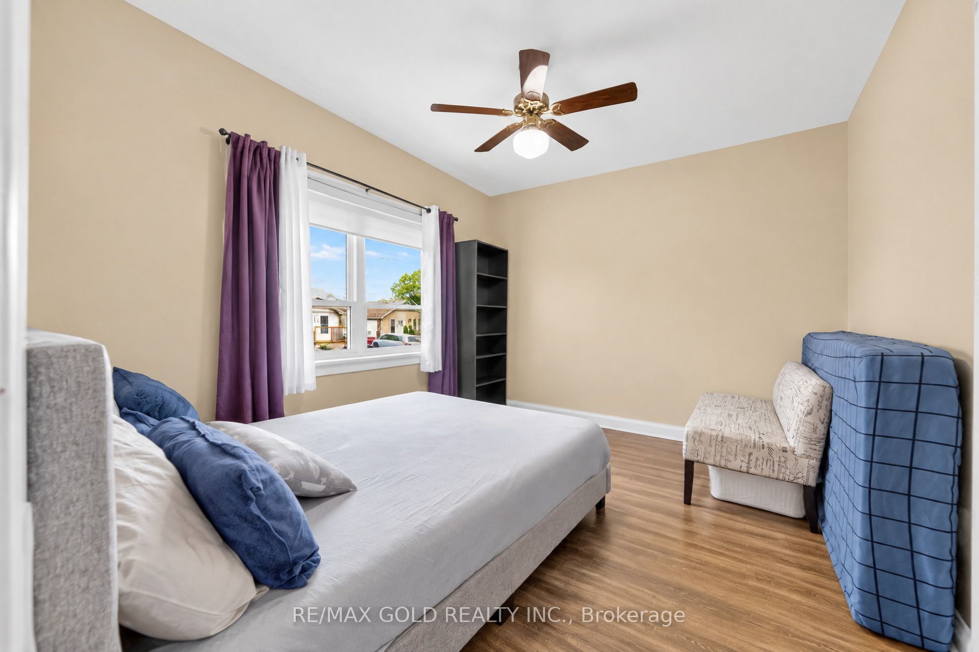 16 Garden Street Property Photo 9