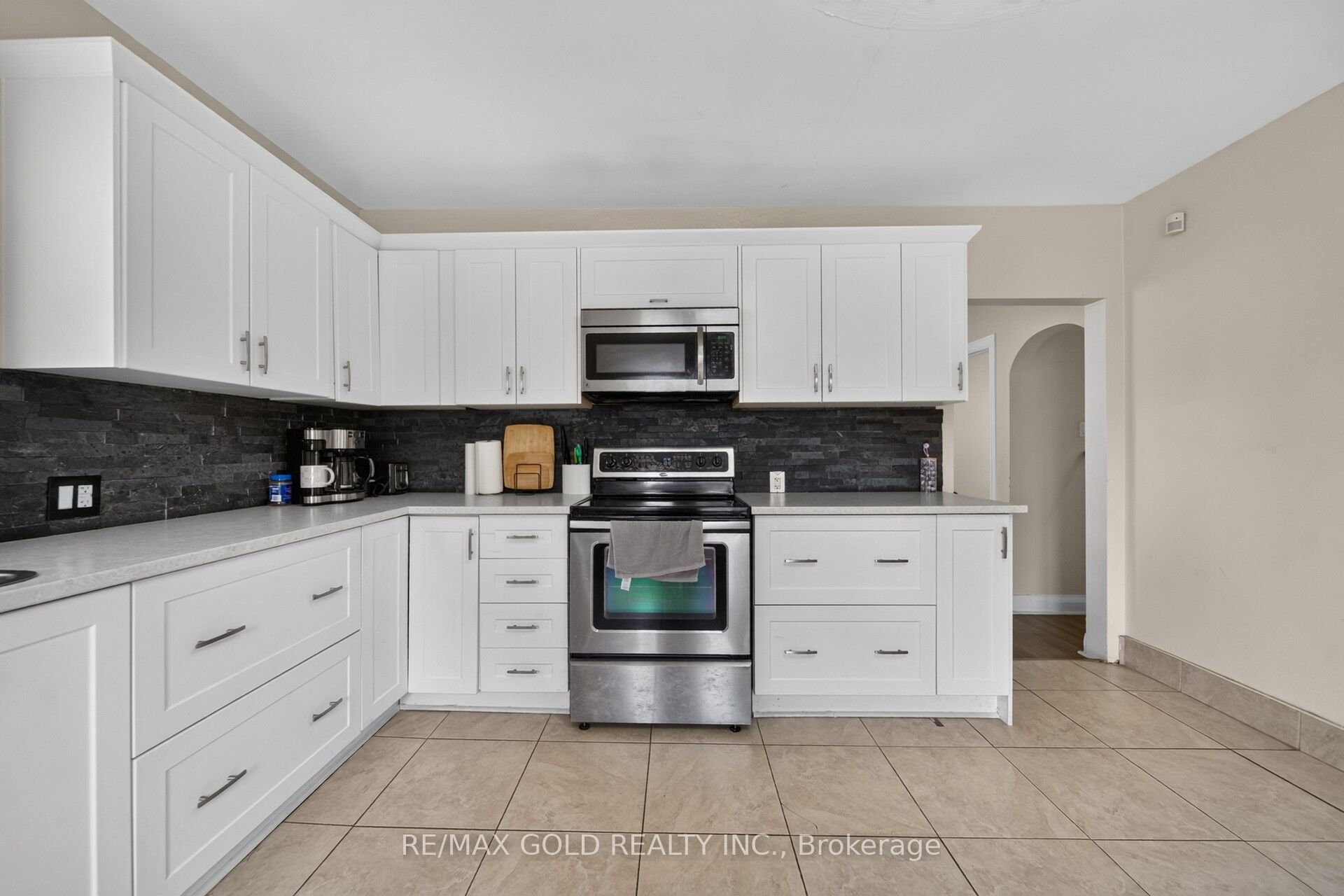 16 Garden Street Property Photo 19