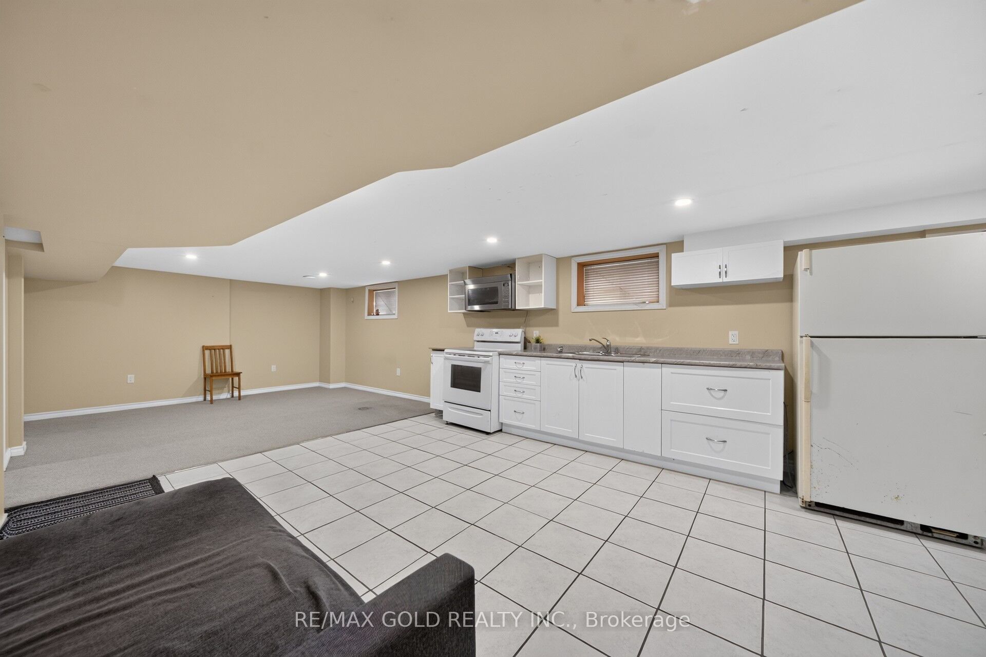 16 Garden Street Property Photo 26