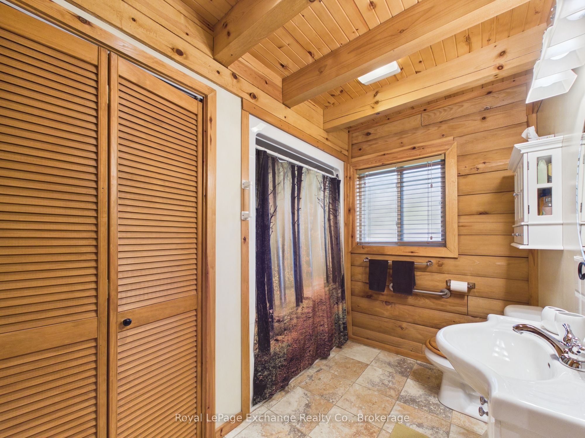 247 Huron Road Property Photo 8