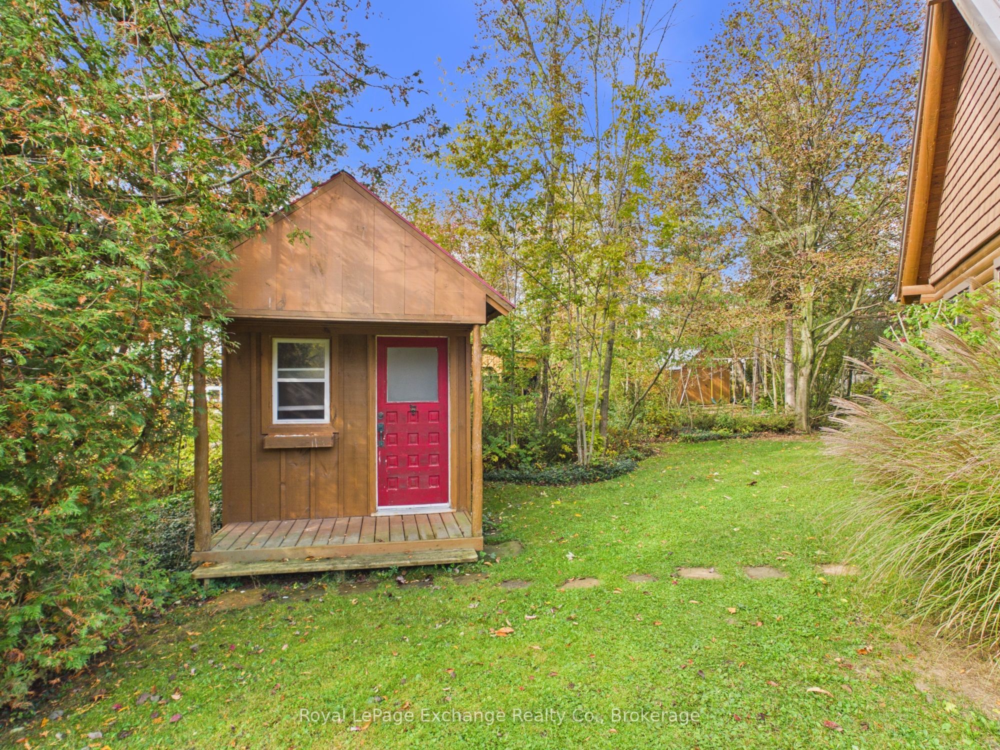 247 Huron Road Property Photo 13