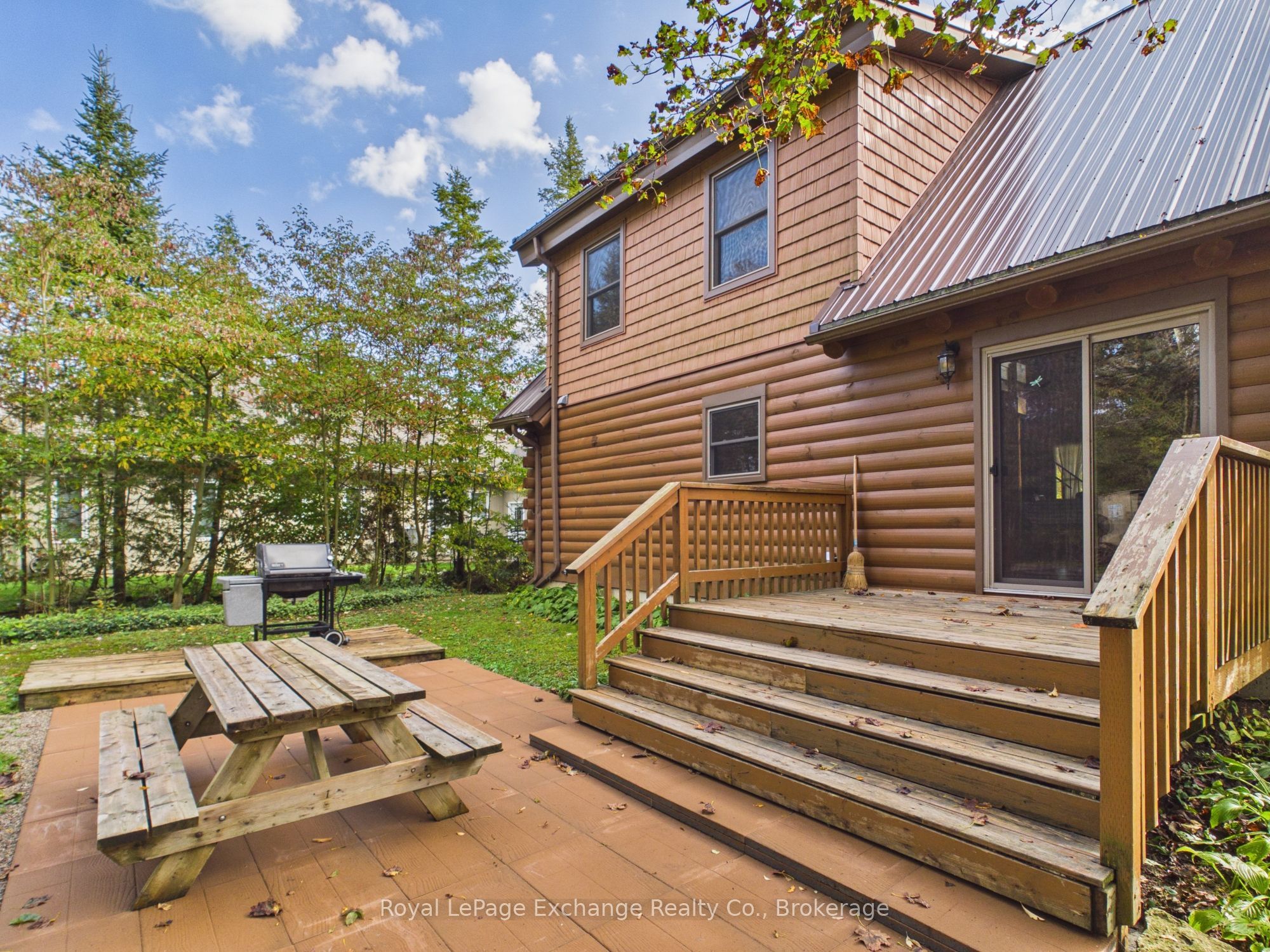 247 Huron Road Property Photo 14