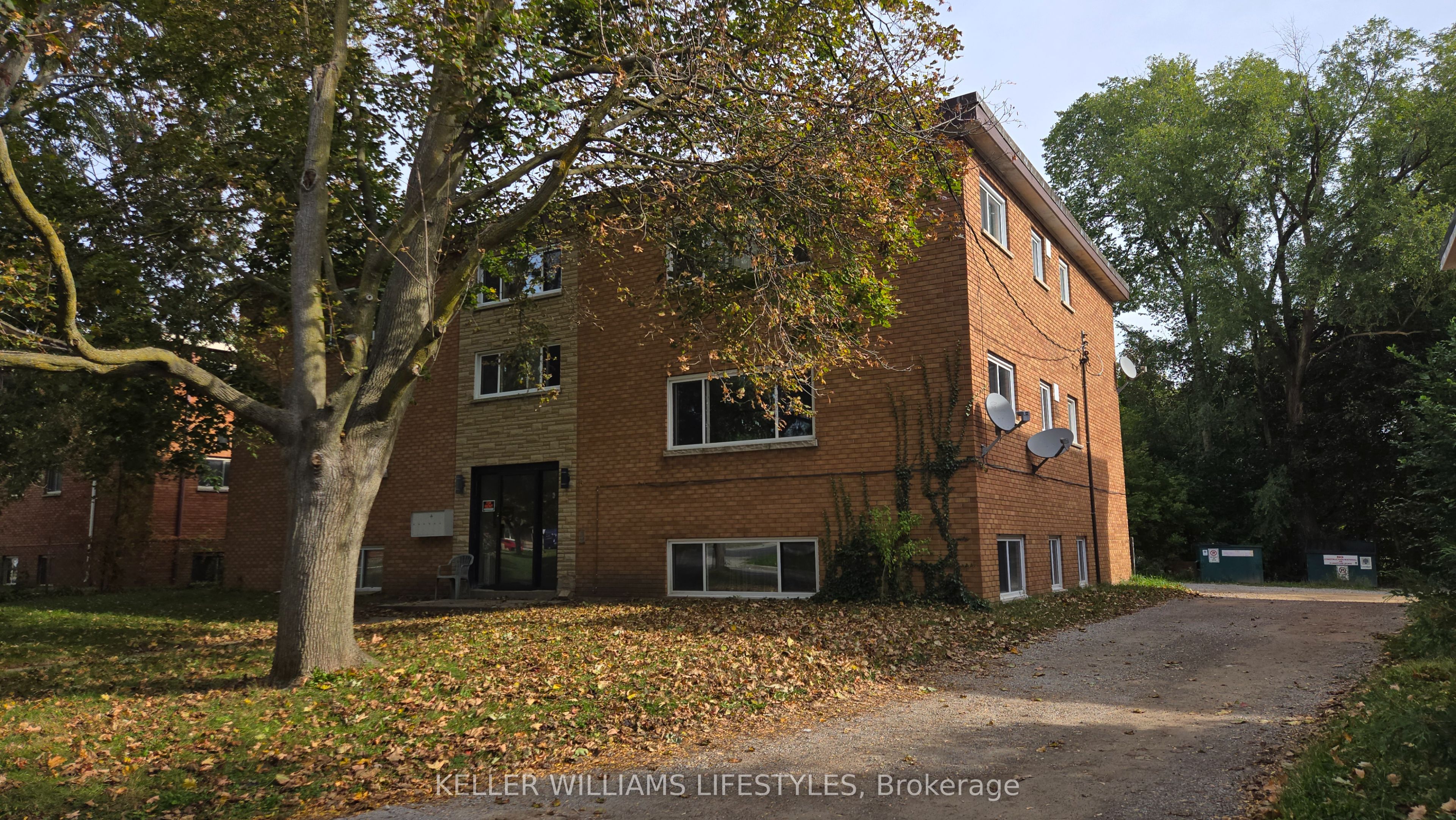 6 Balfour Place Unit 3 Property Photo 1