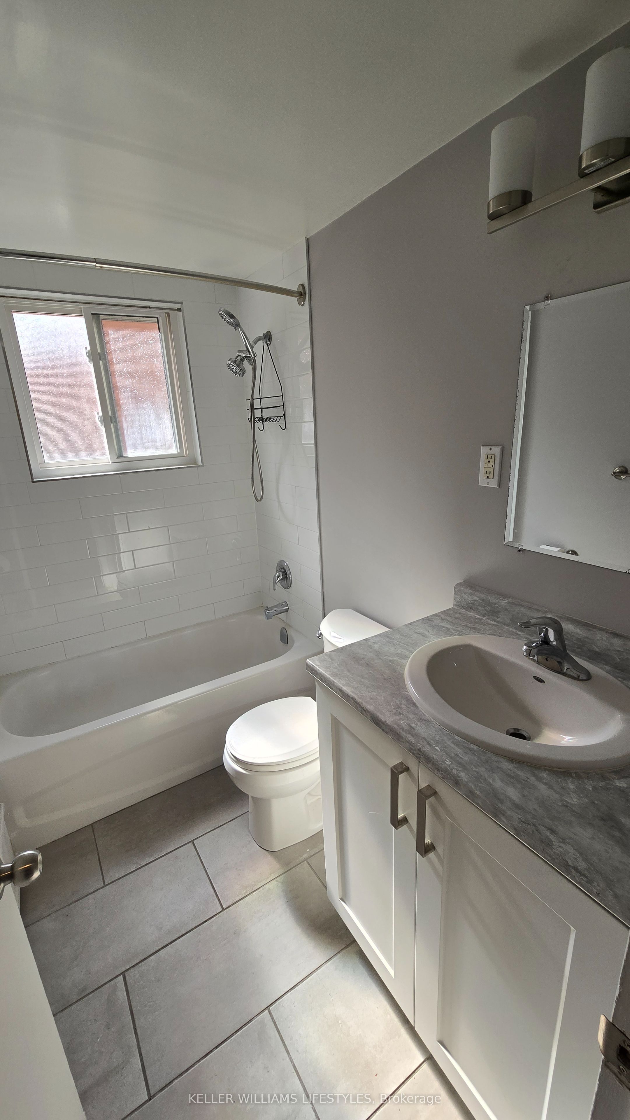 6 Balfour Place Unit 3 Property Photo 10