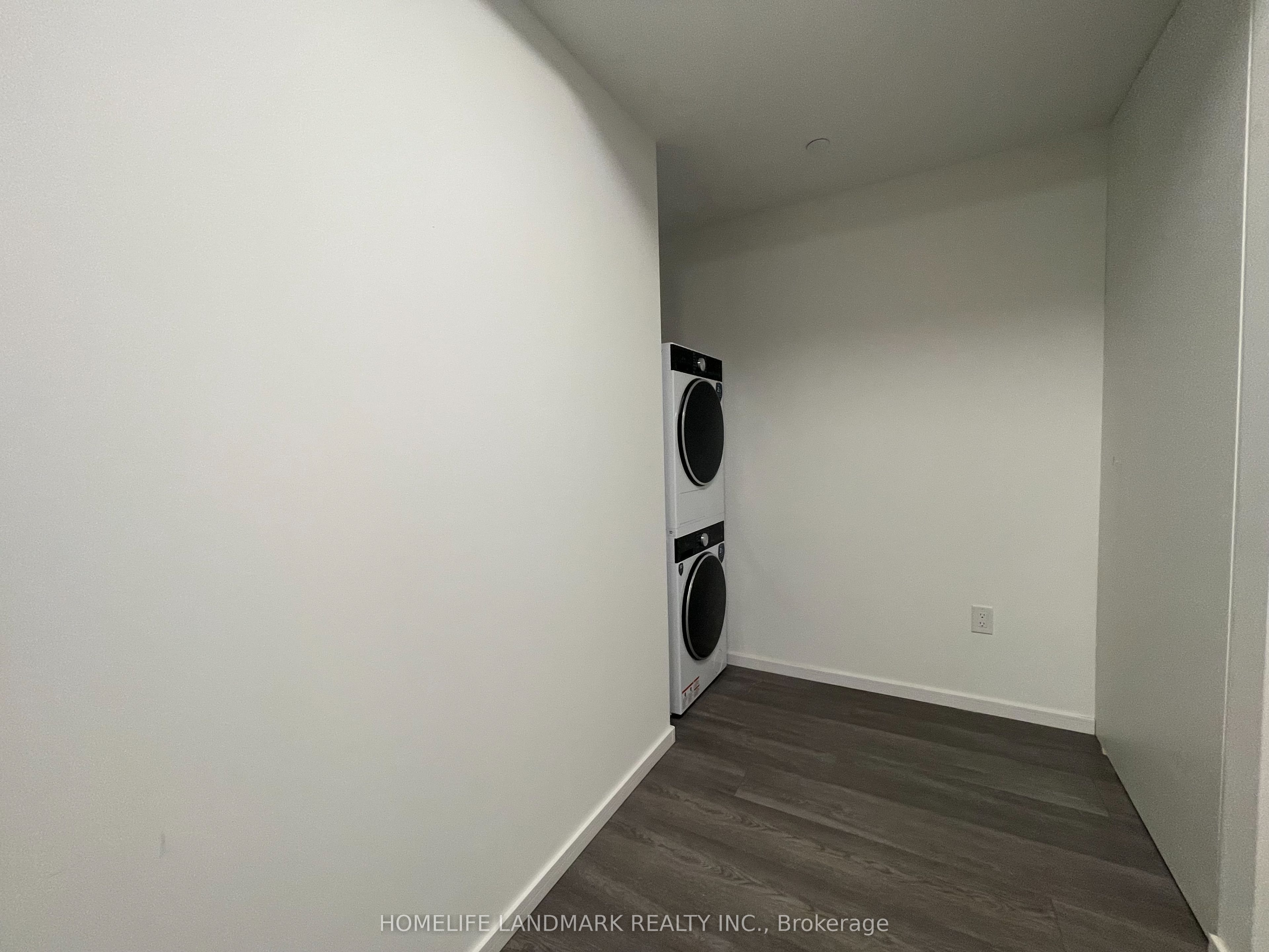 88 Hickory Street W 303 Property Photo 11