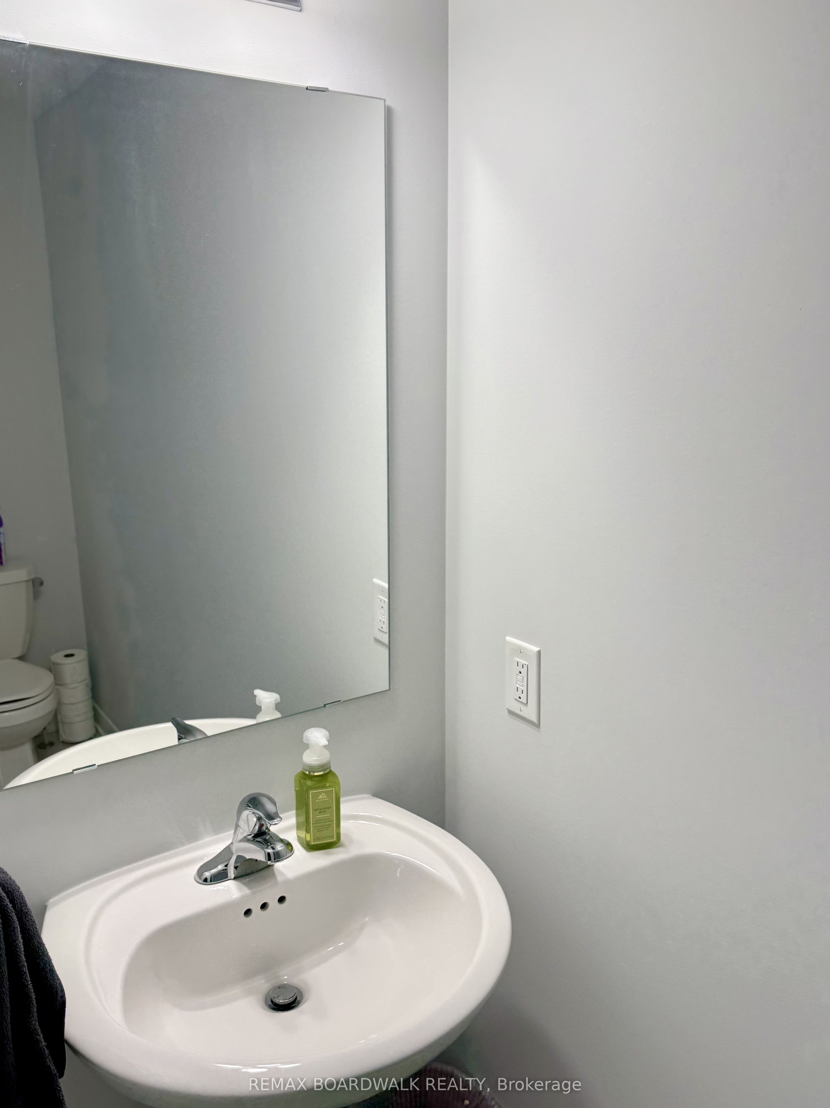 2021 Blossite Private Property Photo 11