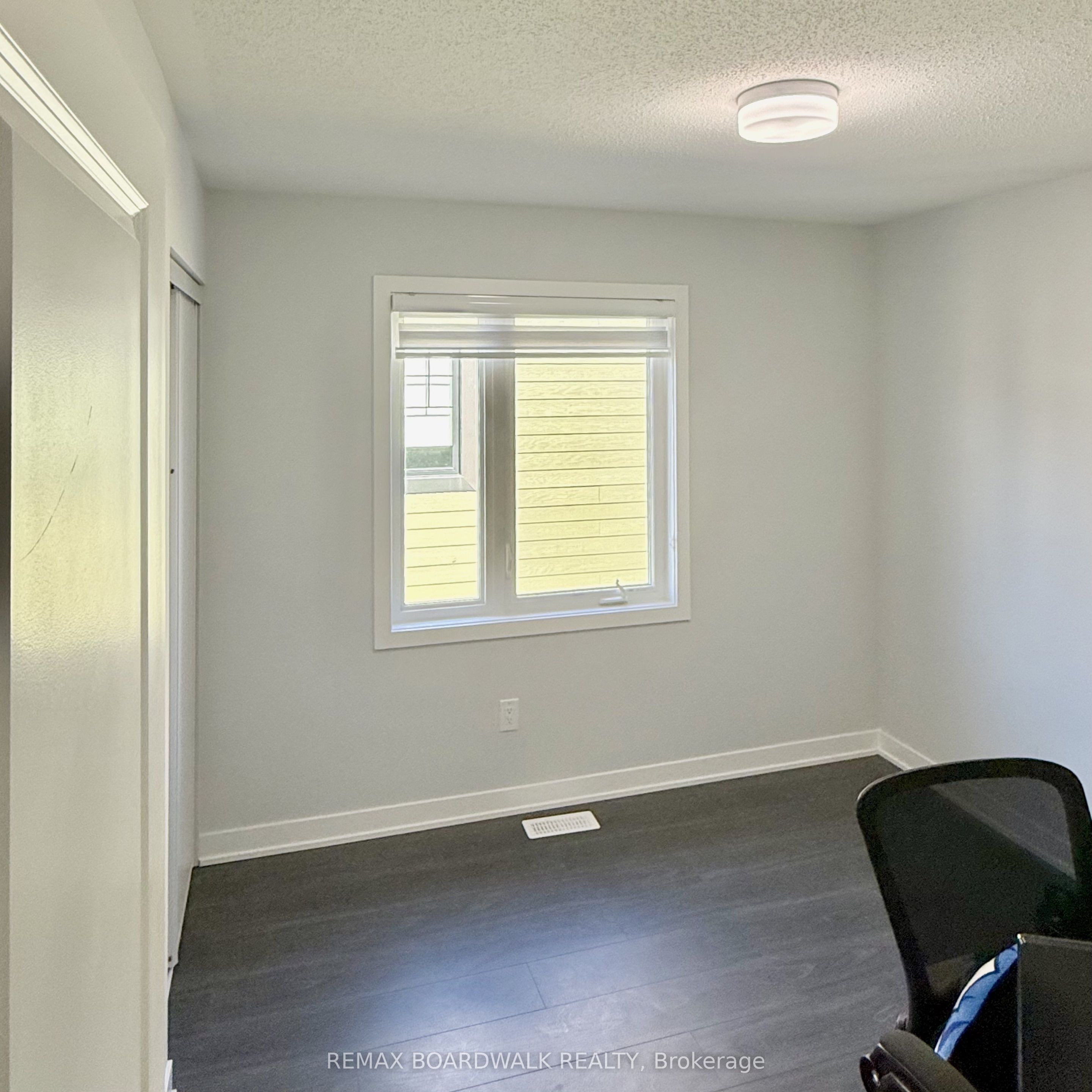 2021 Blossite Private Property Photo 17