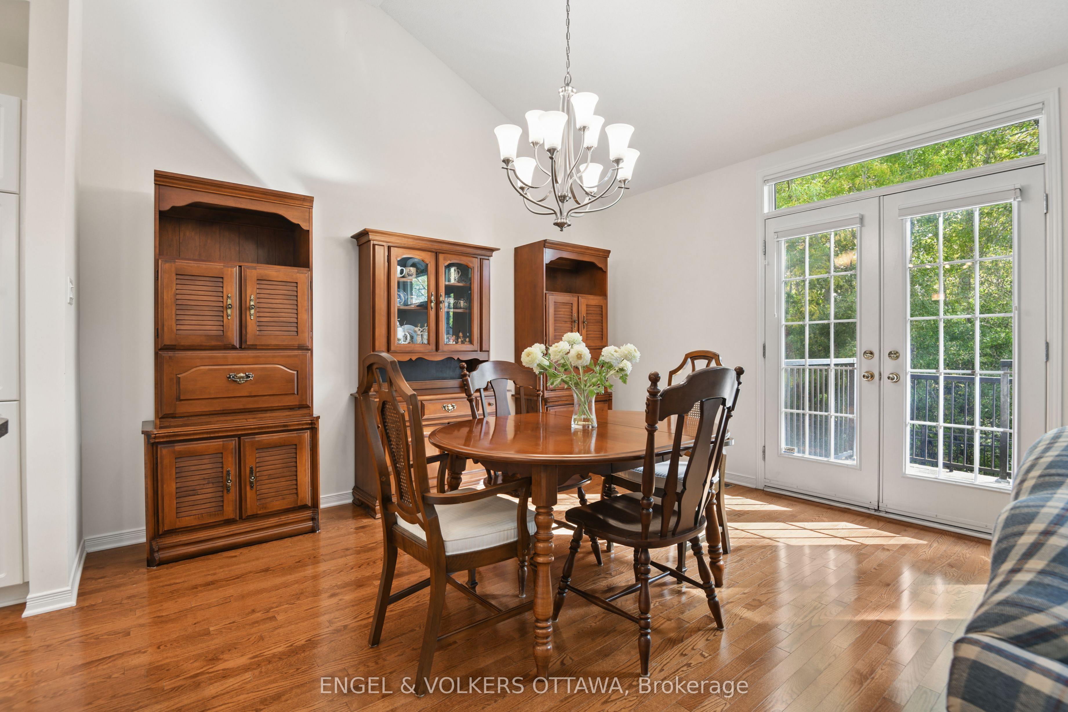 162 Maple Key Private Property Photo 9