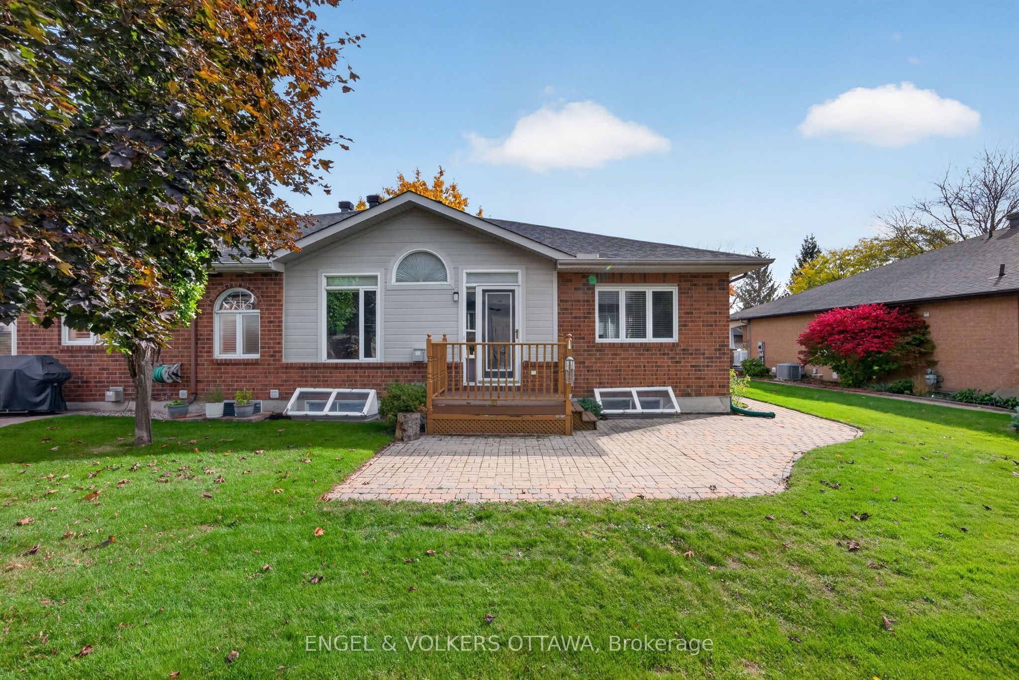 10 Waterthrush Crescent Property Photo 39