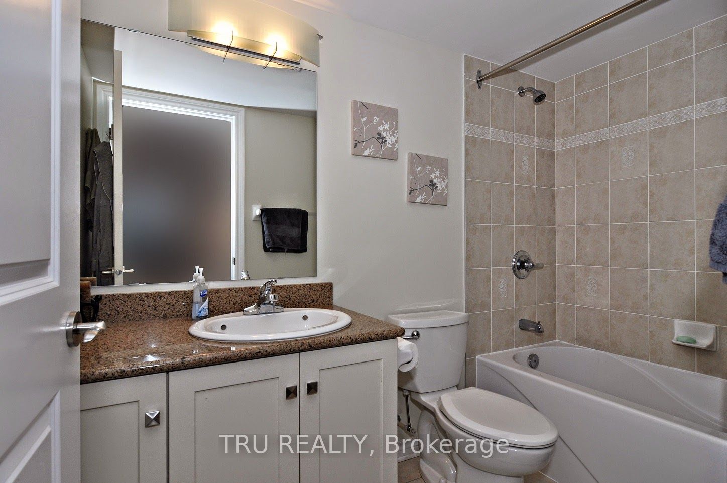 314 Central Park Drive 908 Property Photo 14