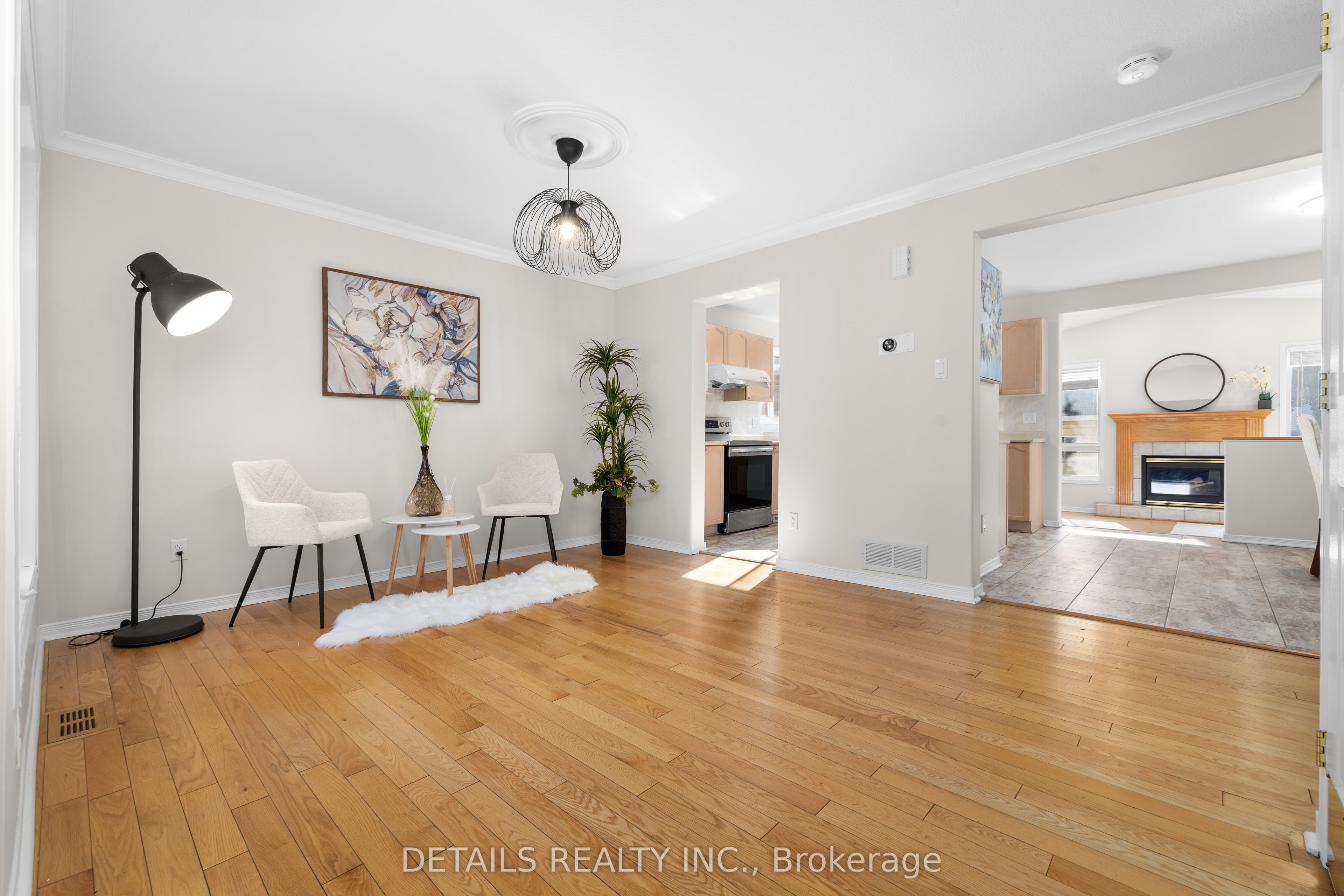 106 Woodgate Way Property Photo 8