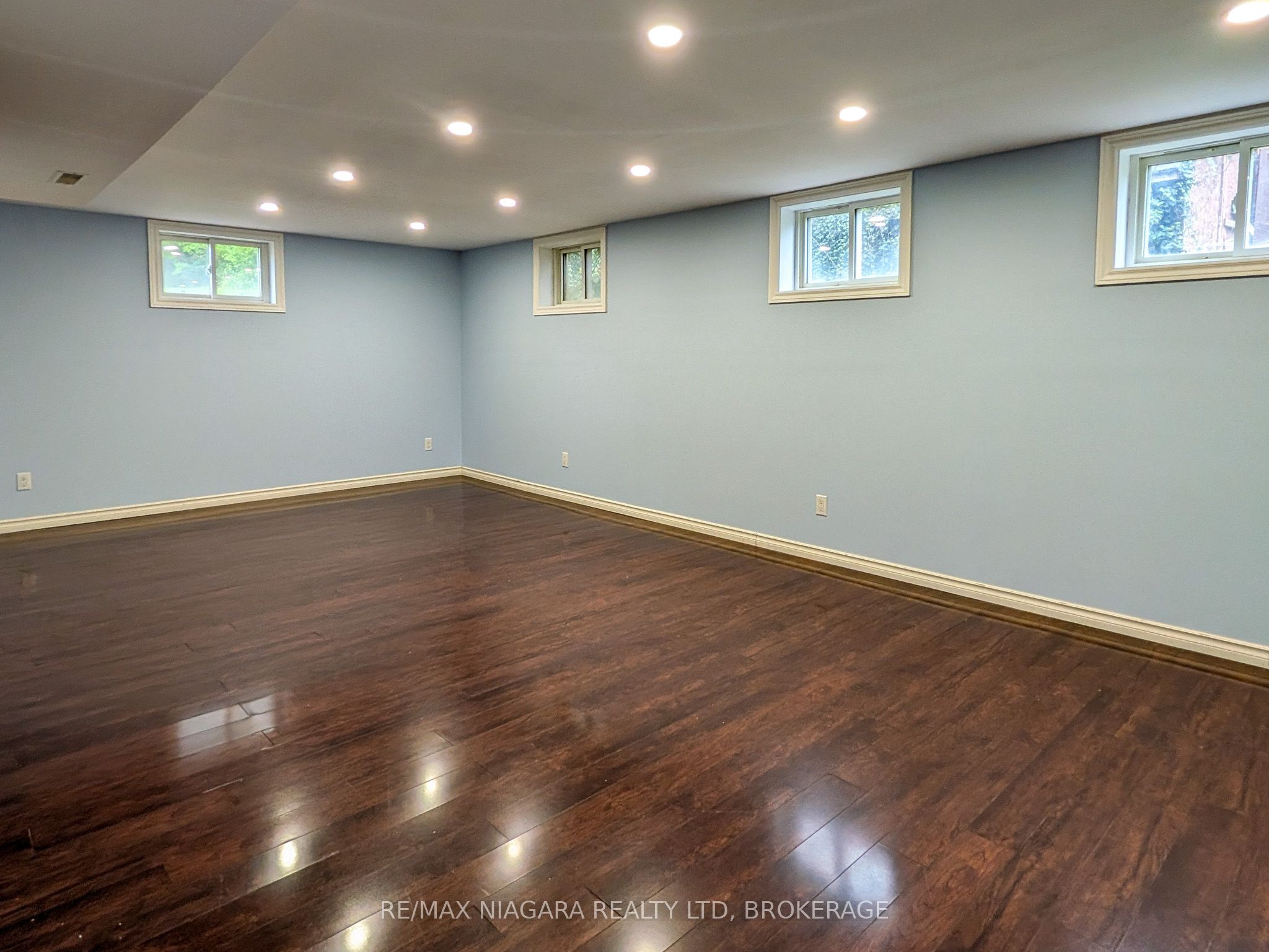 6122 Mayfair Drive Property Photo 22