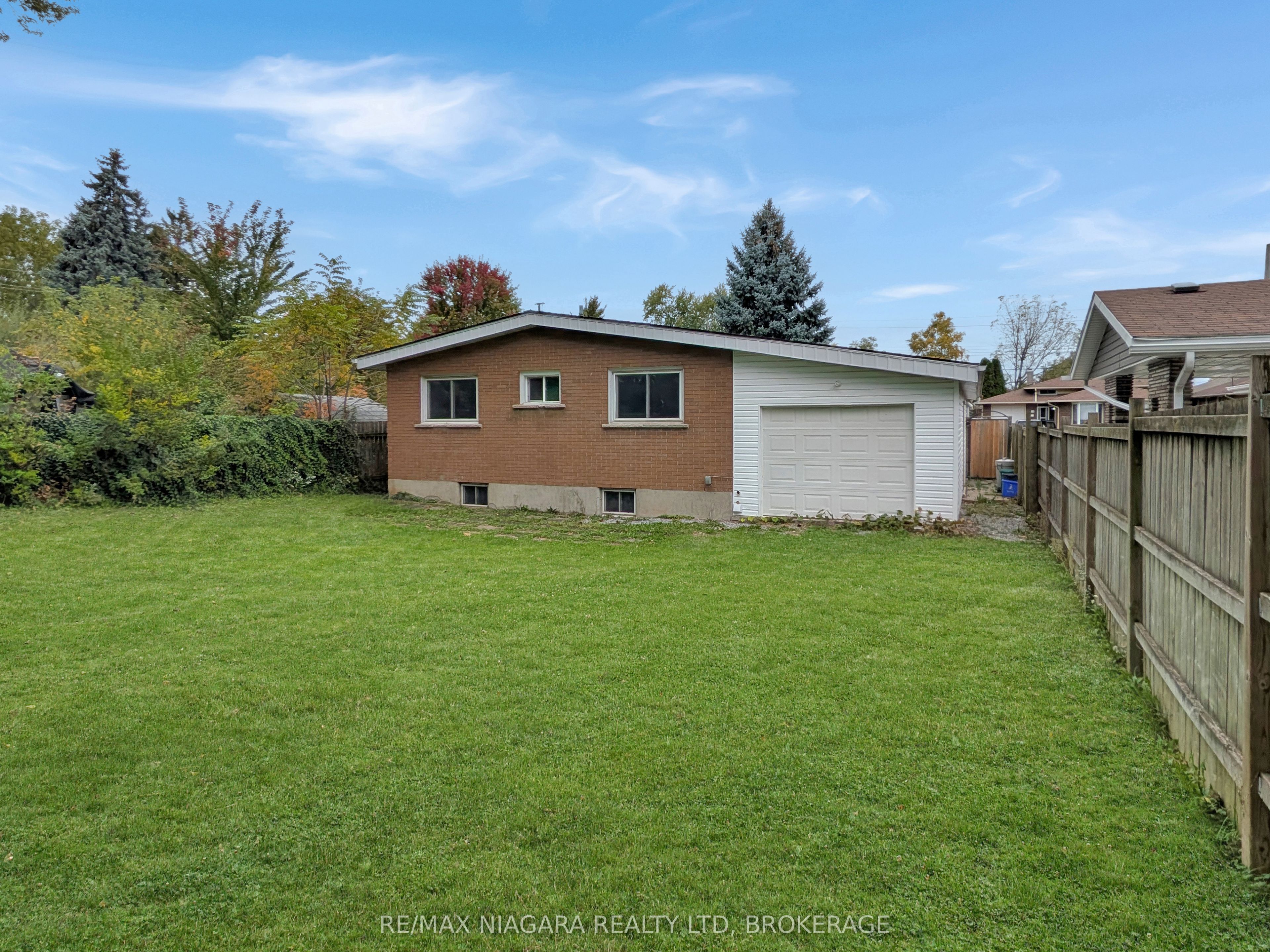 6122 Mayfair Drive Property Photo 30