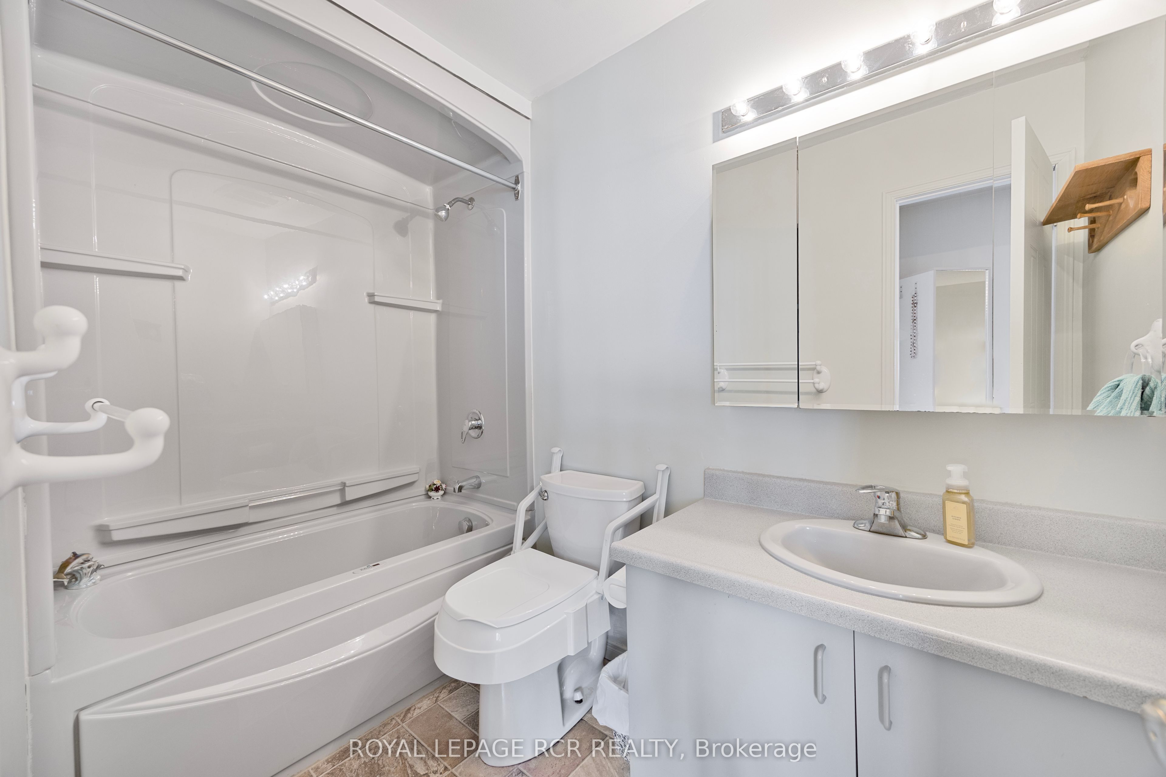 3 Henry Street Property Photo 29