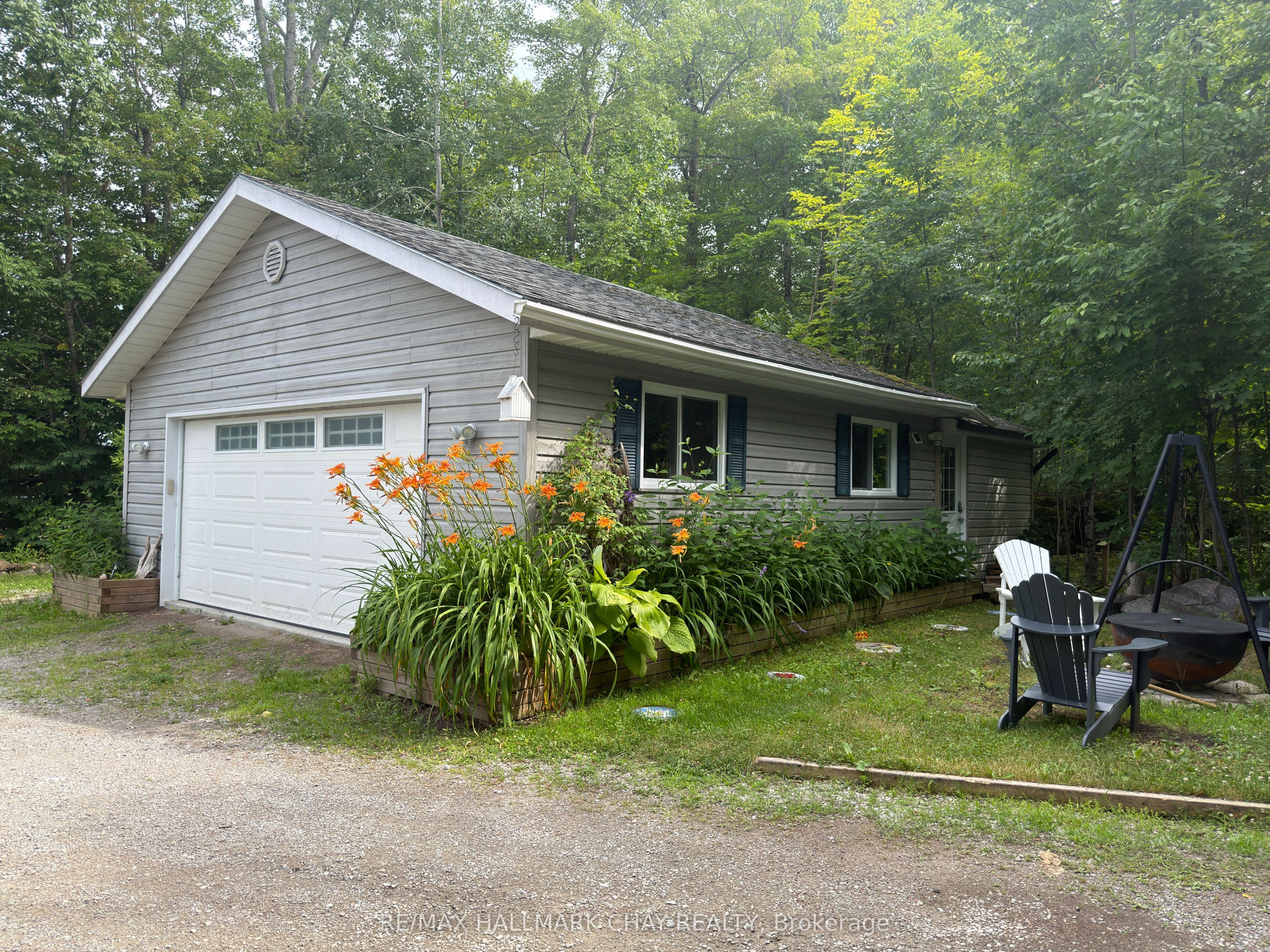 137 Pickerel Point Road Property Photo 8