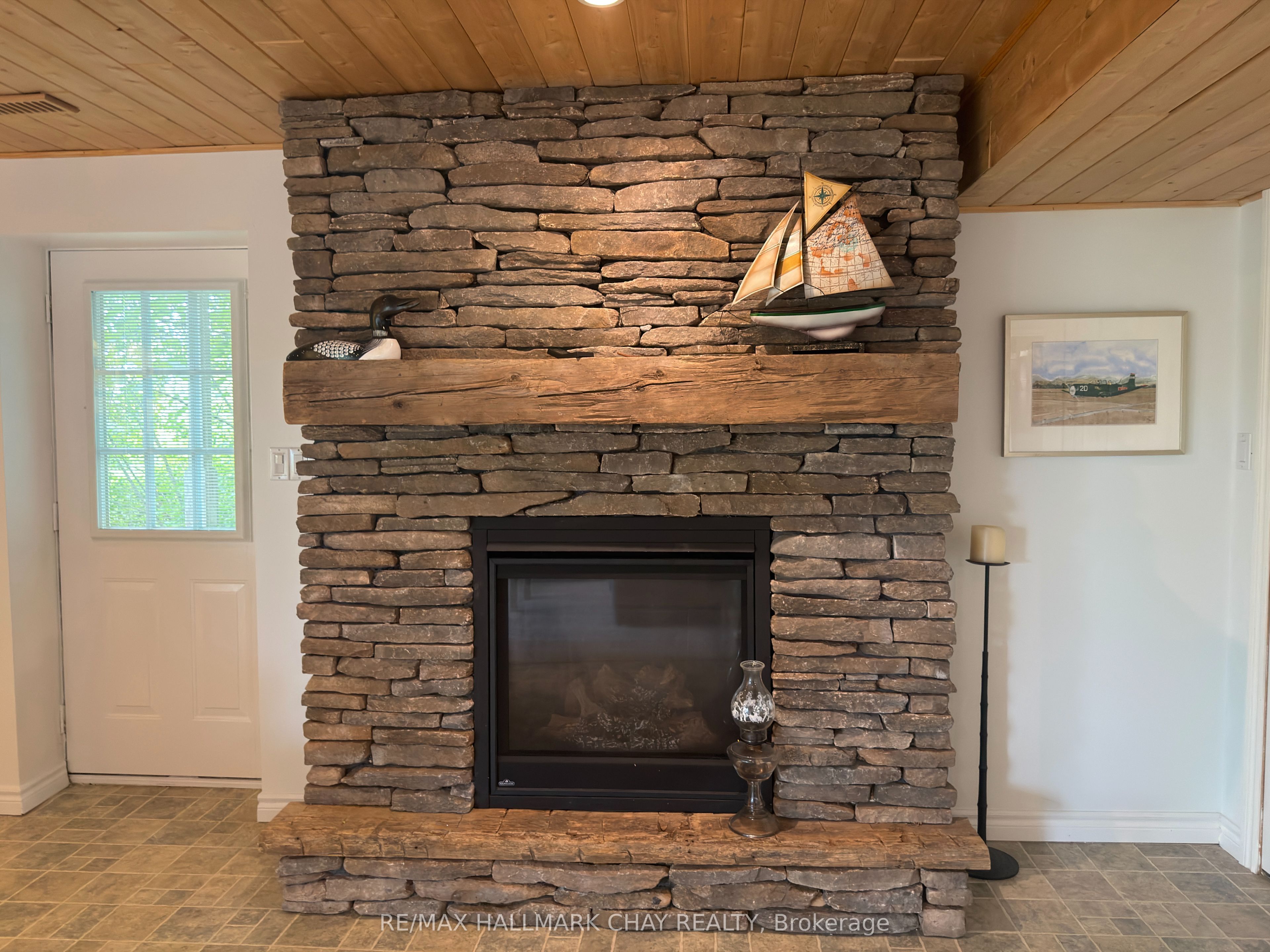 137 Pickerel Point Road Property Photo 30