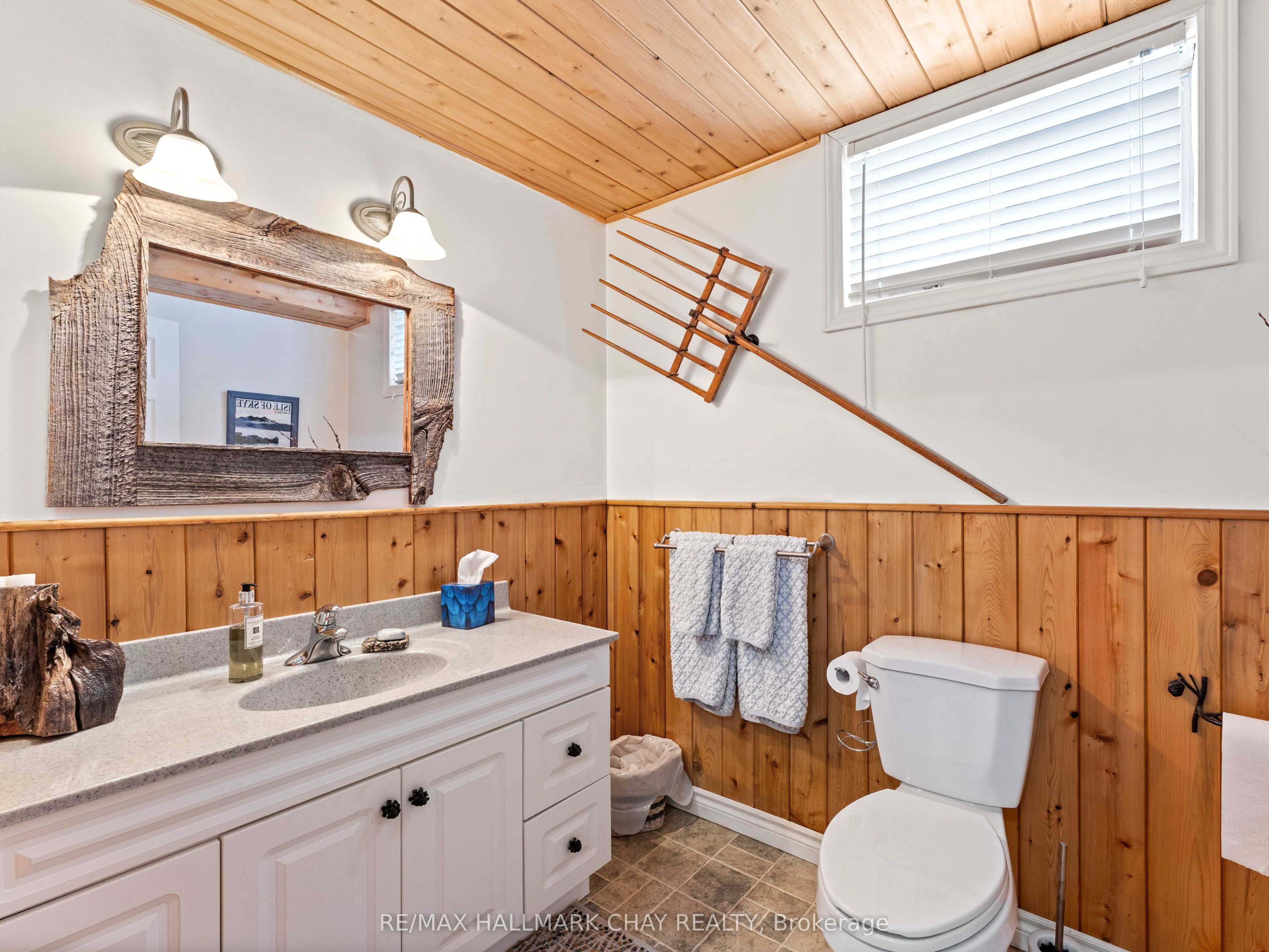 137 Pickerel Point Road Property Photo 36