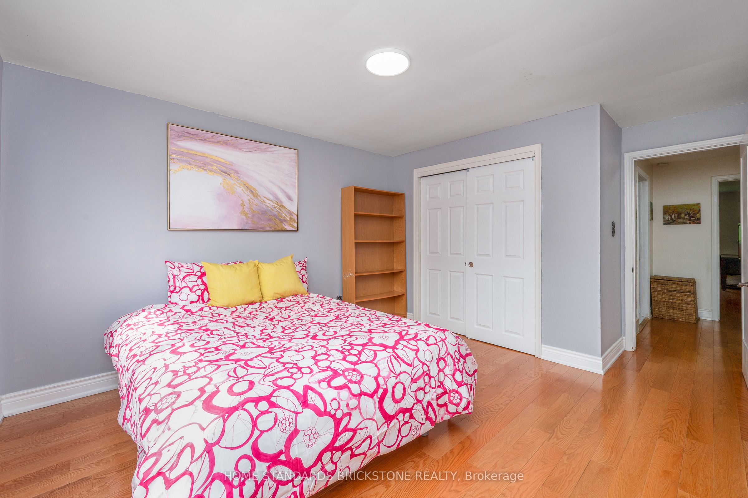 72 Mountain Avenue N Property Photo 21