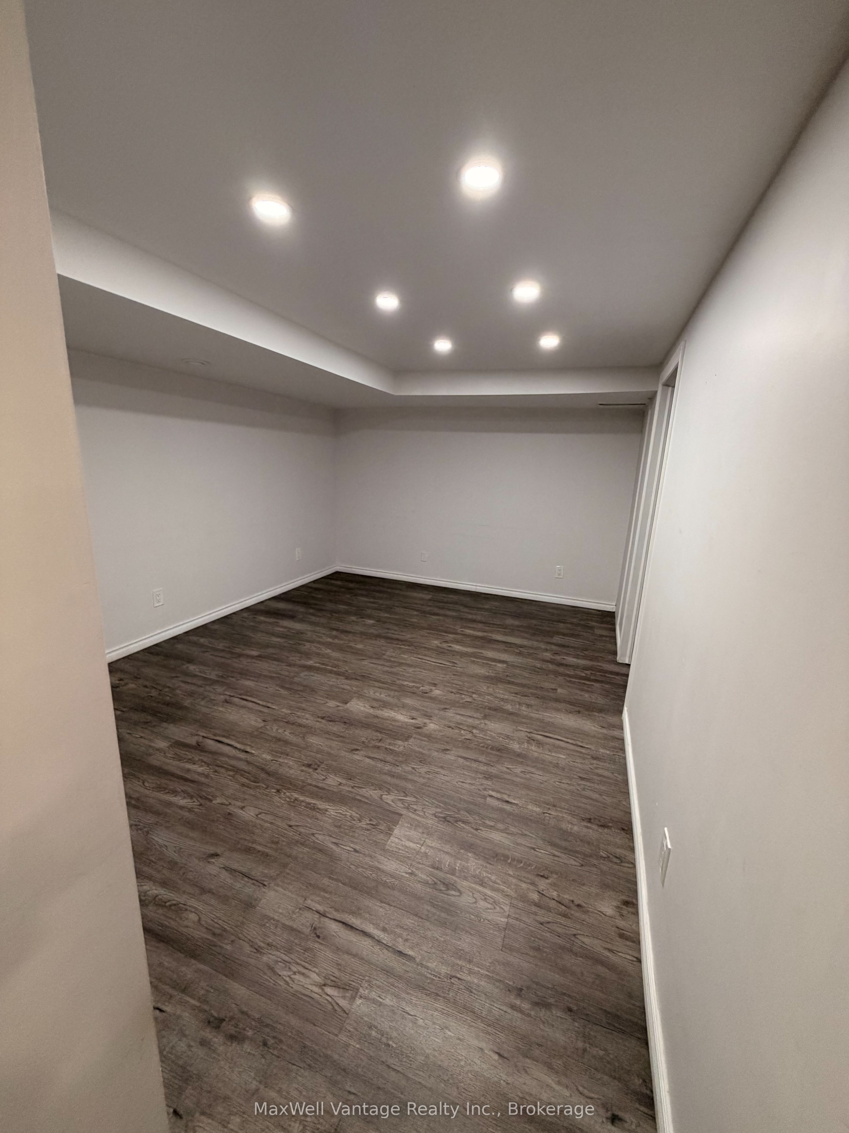 283 Vine Street Property Photo 1