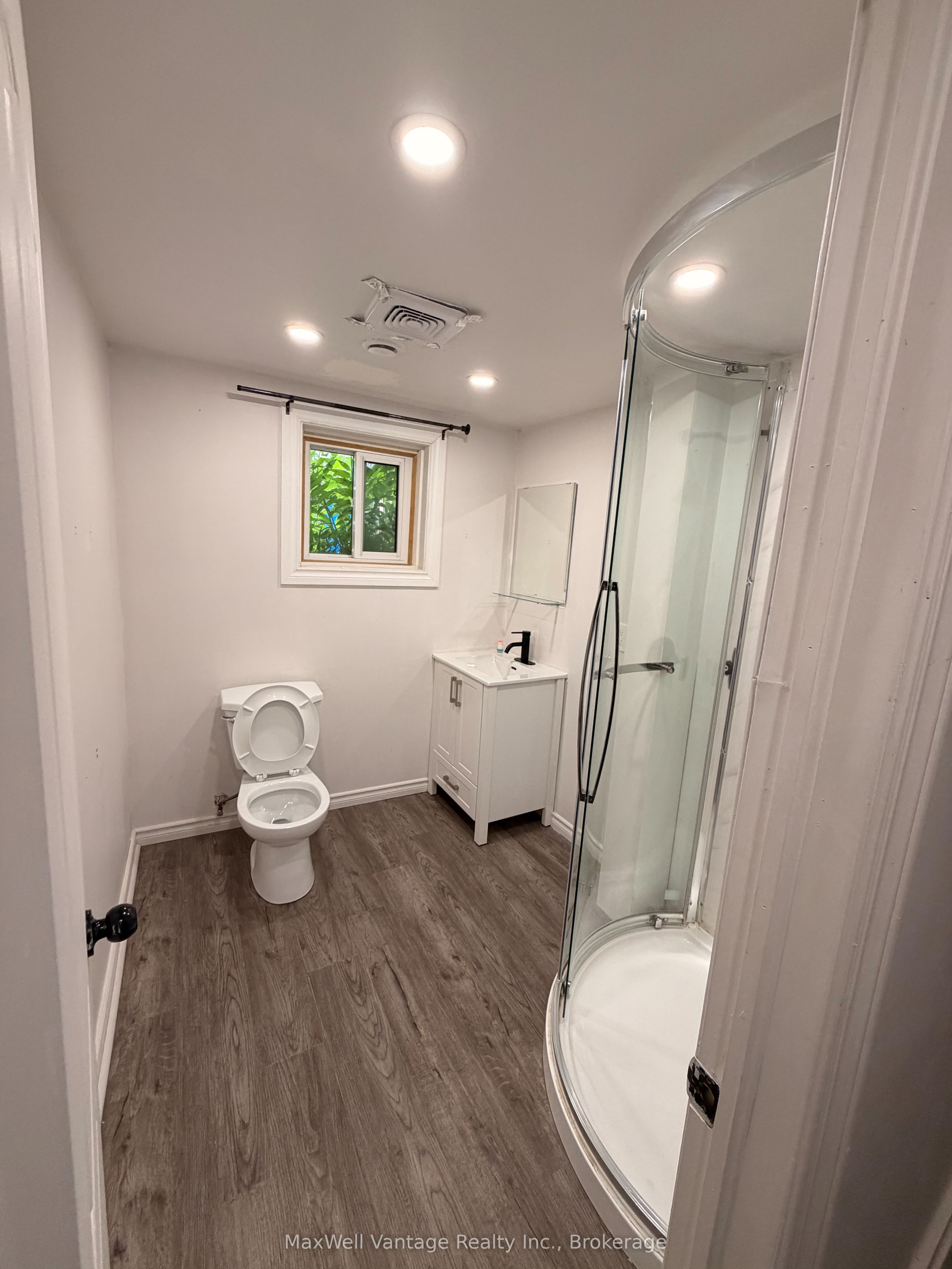 283 Vine Street Property Photo 2