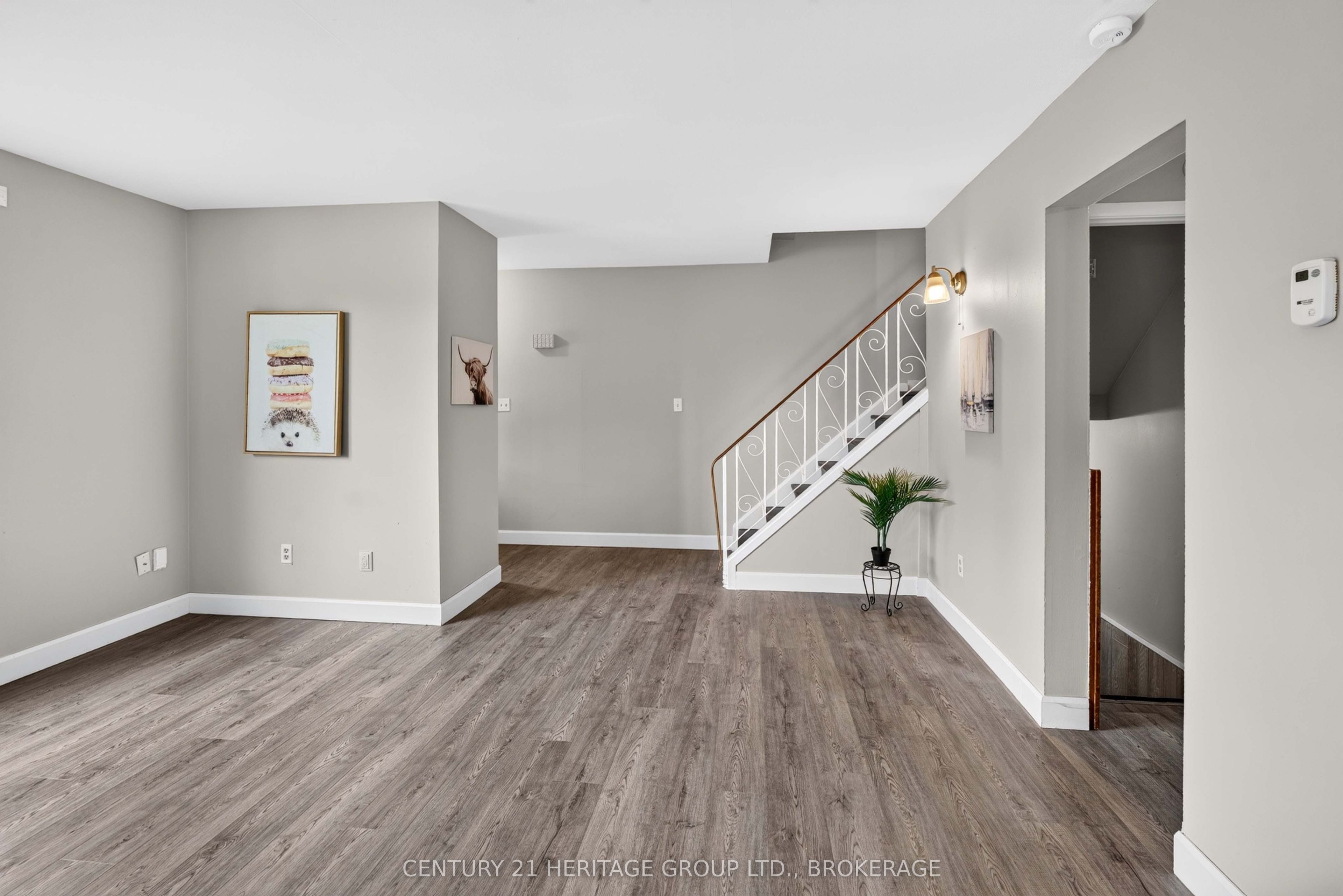 54 Woodstone Crescent Property Photo 9