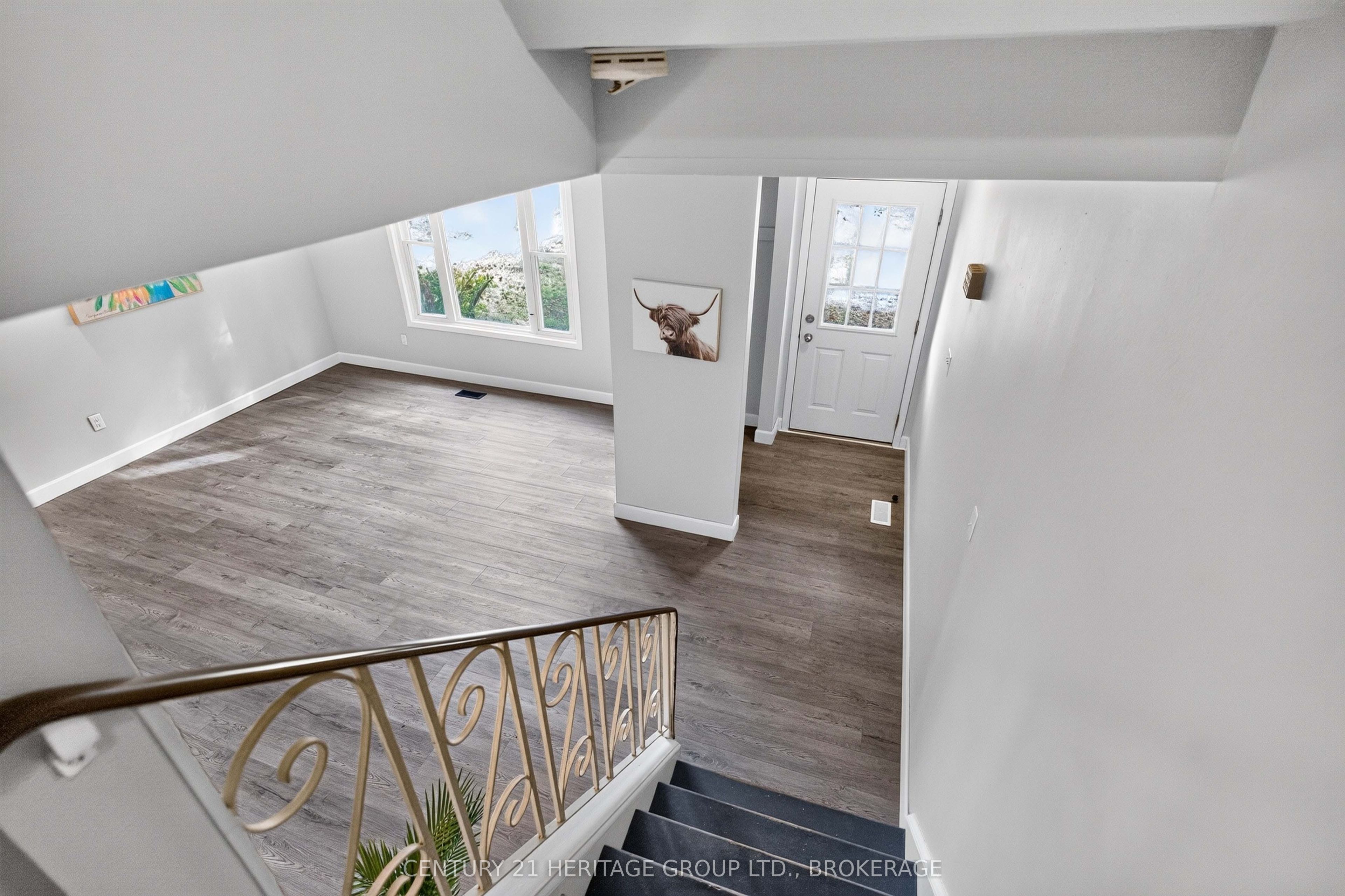 54 Woodstone Crescent Property Photo 15